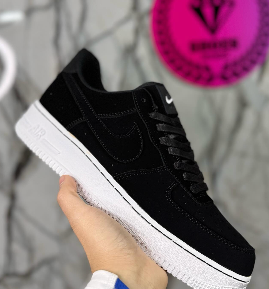 NIKE AIR FORCE ONE