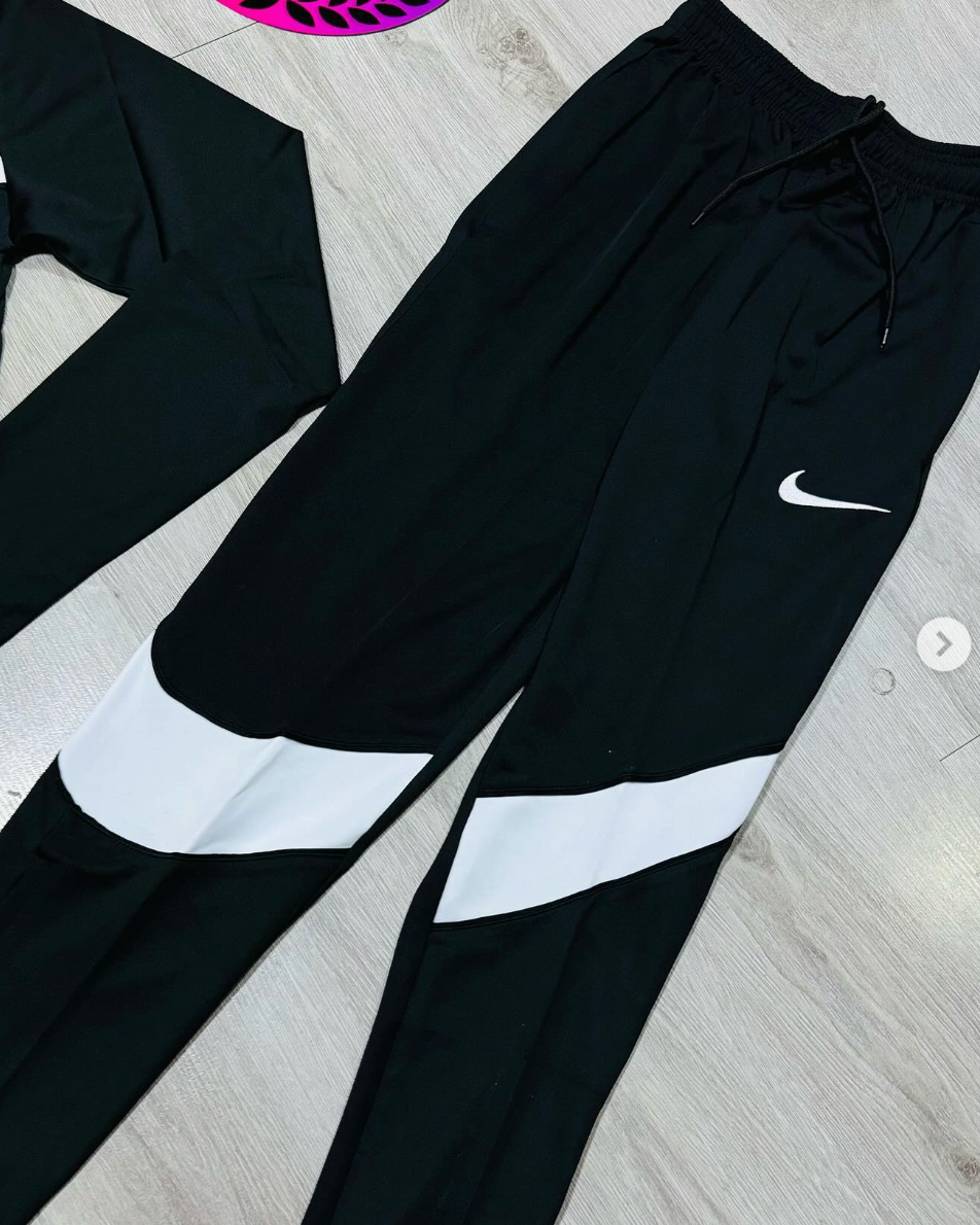 BUZO NIKE