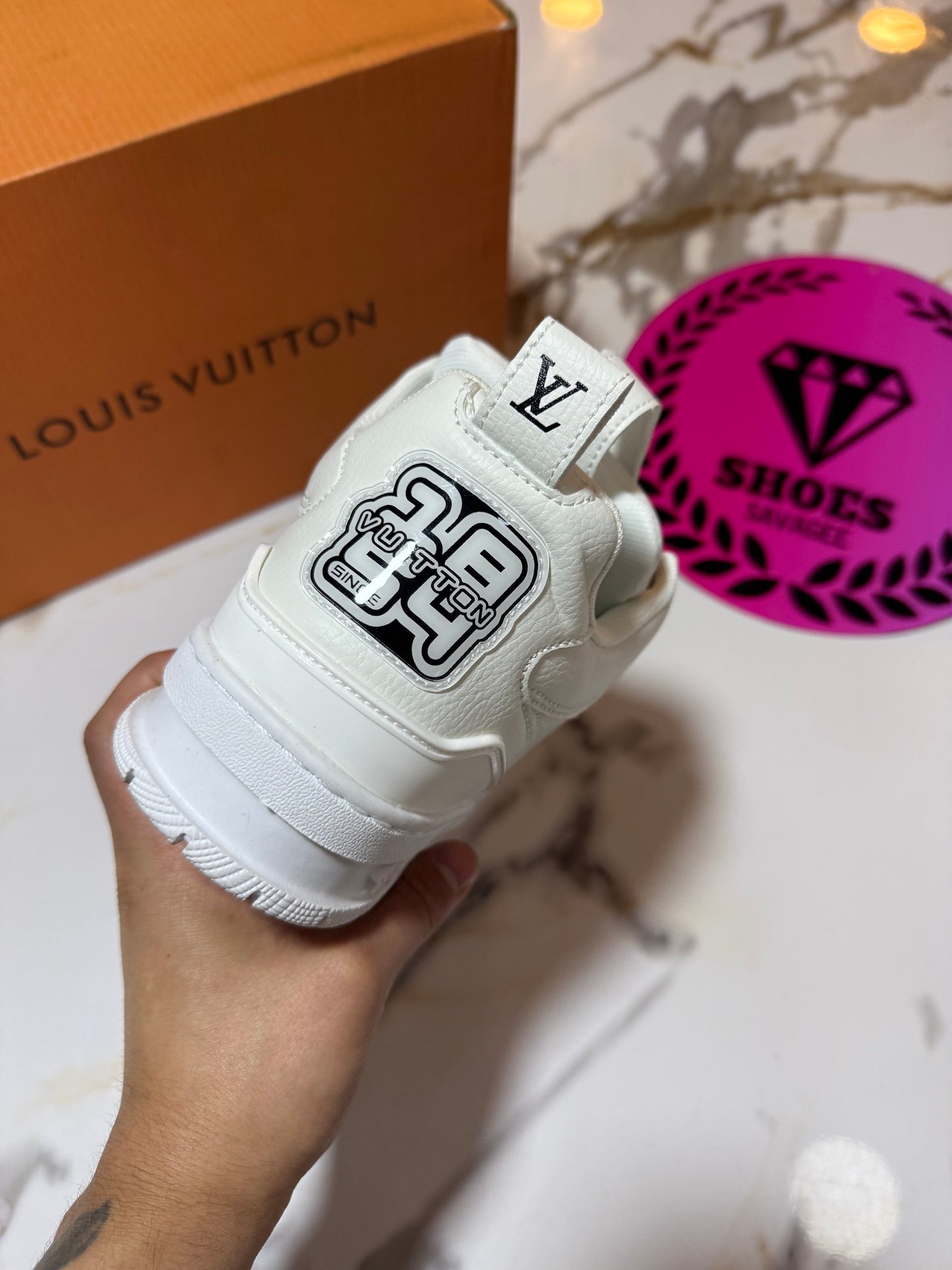 LOUIS VUITTON