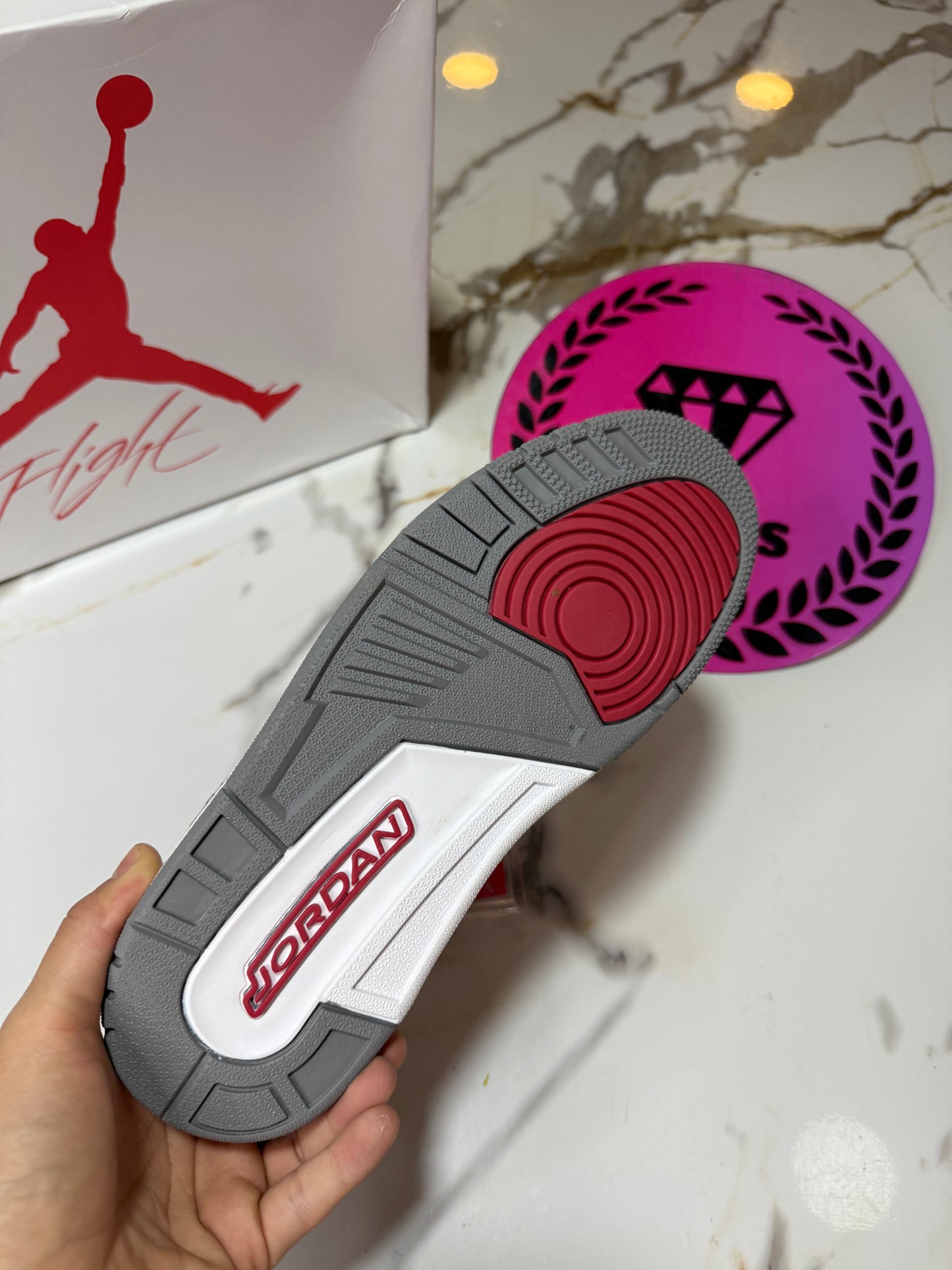 JORDAN RETRO 3