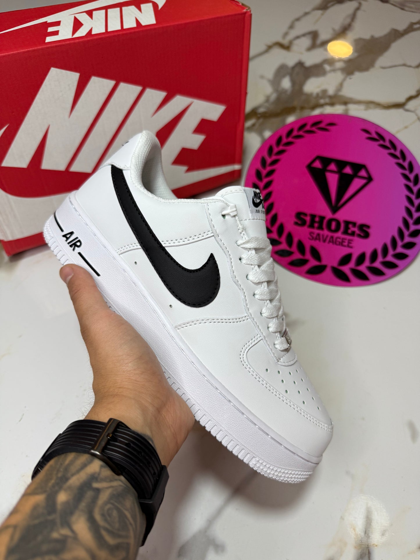 NIKE AIR FORCE ONE