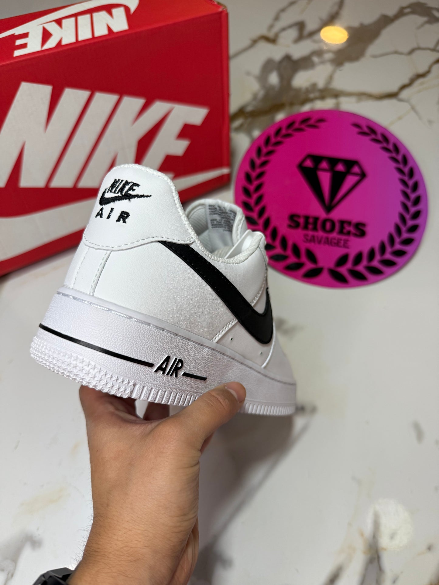 NIKE AIR FORCE ONE