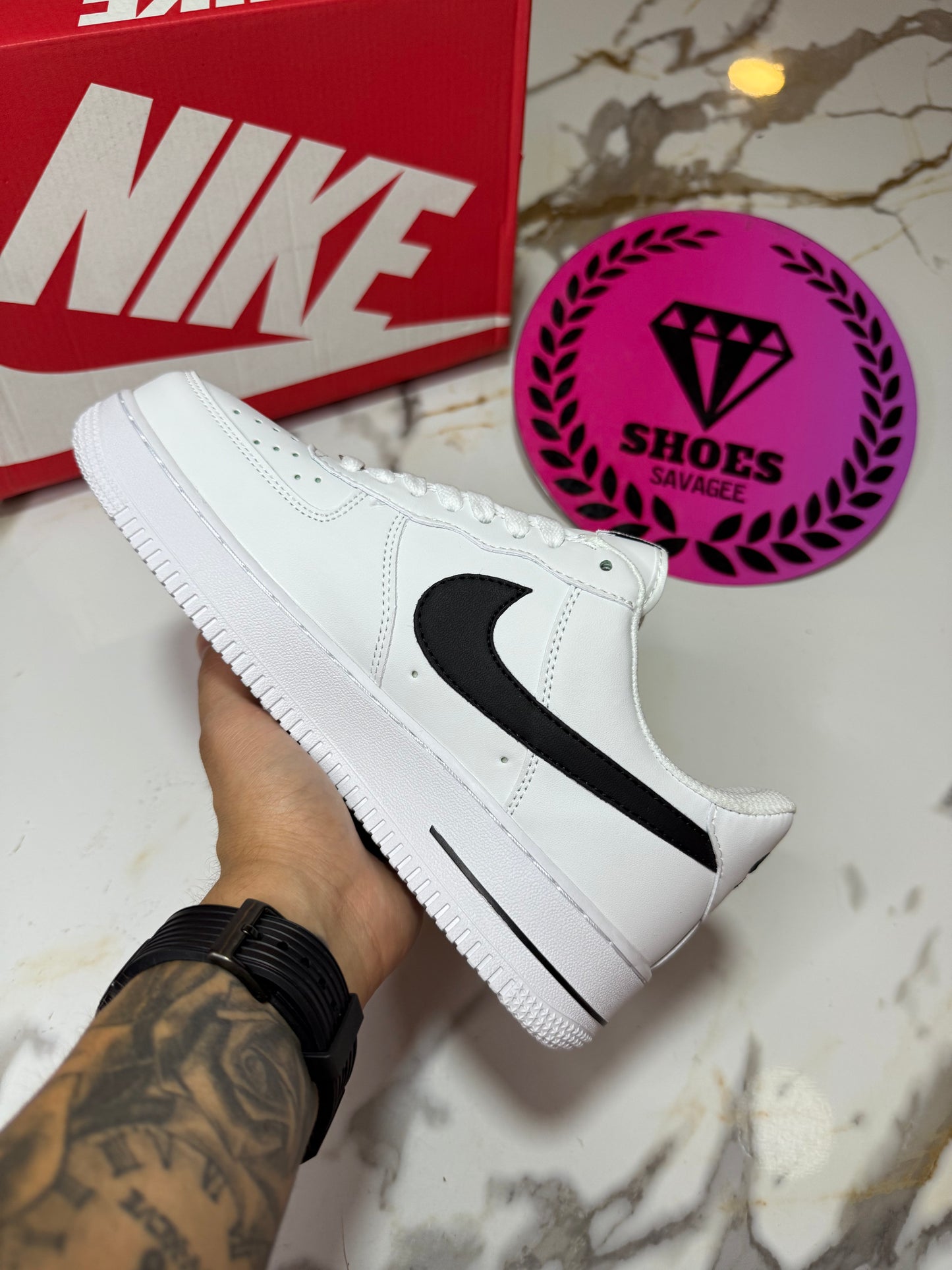 NIKE AIR FORCE ONE