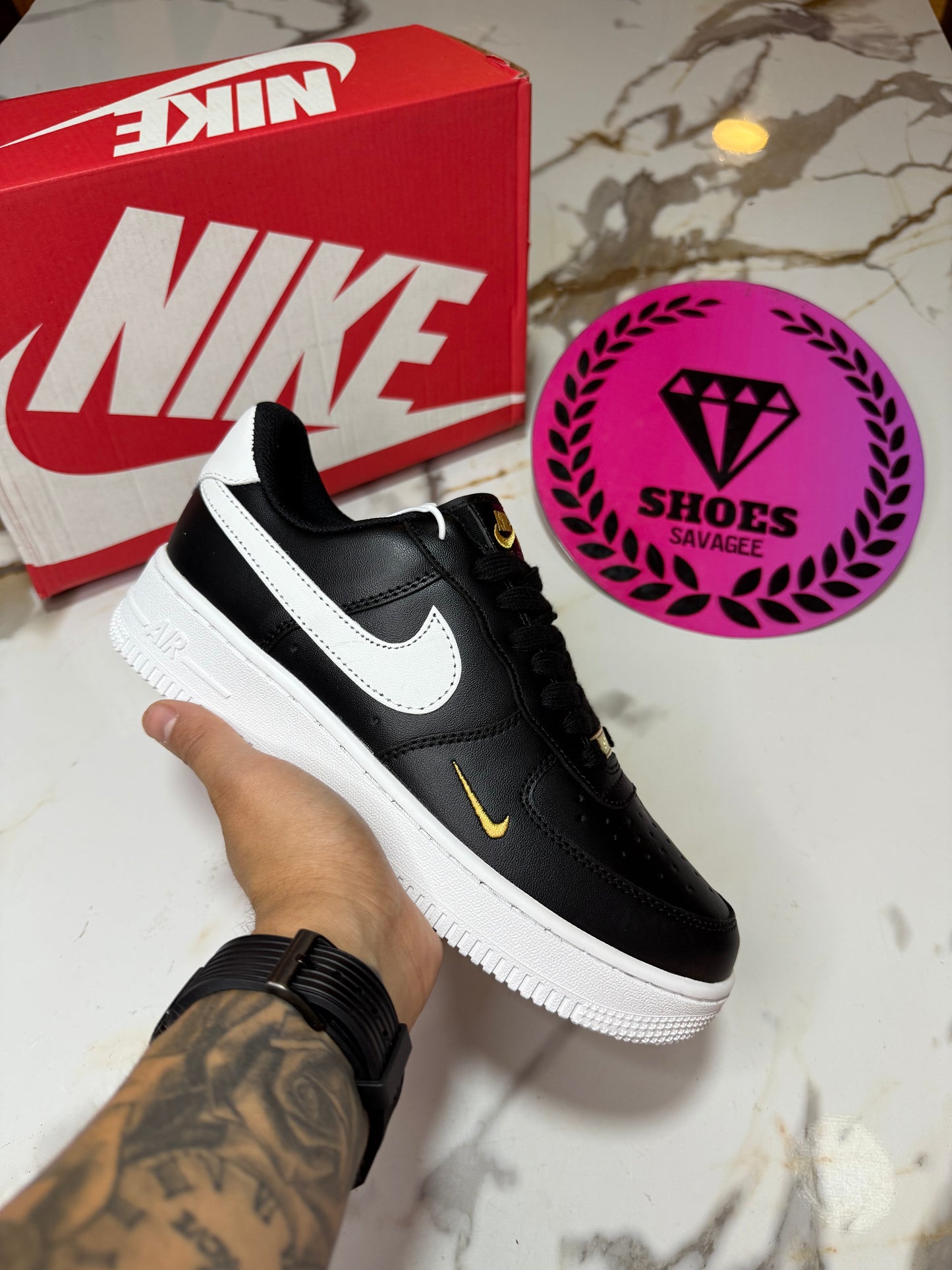 NIKE AIR FORCE ONE