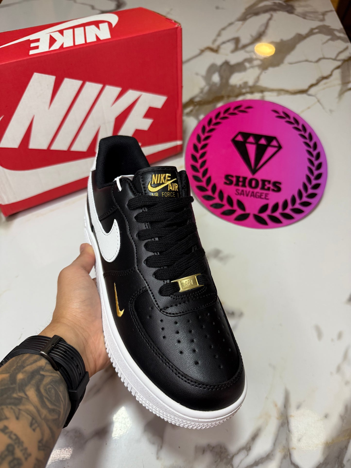 NIKE AIR FORCE ONE