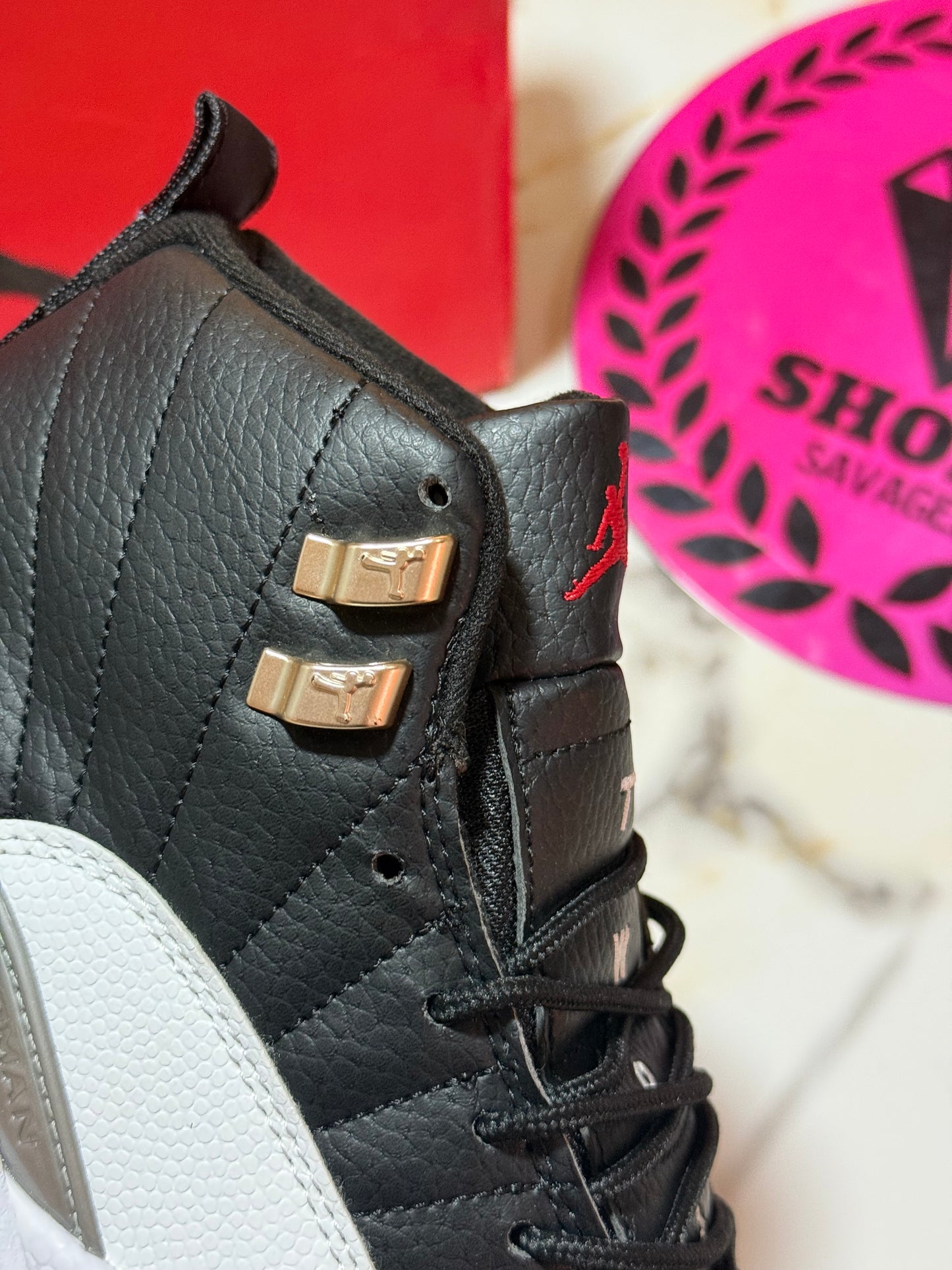 JORDAN RETRO 12