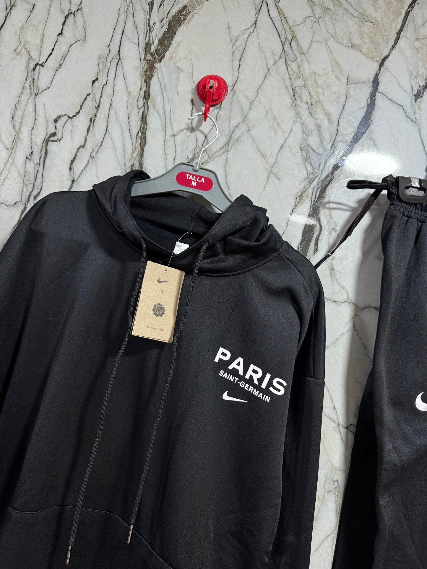 BUZO PARIS