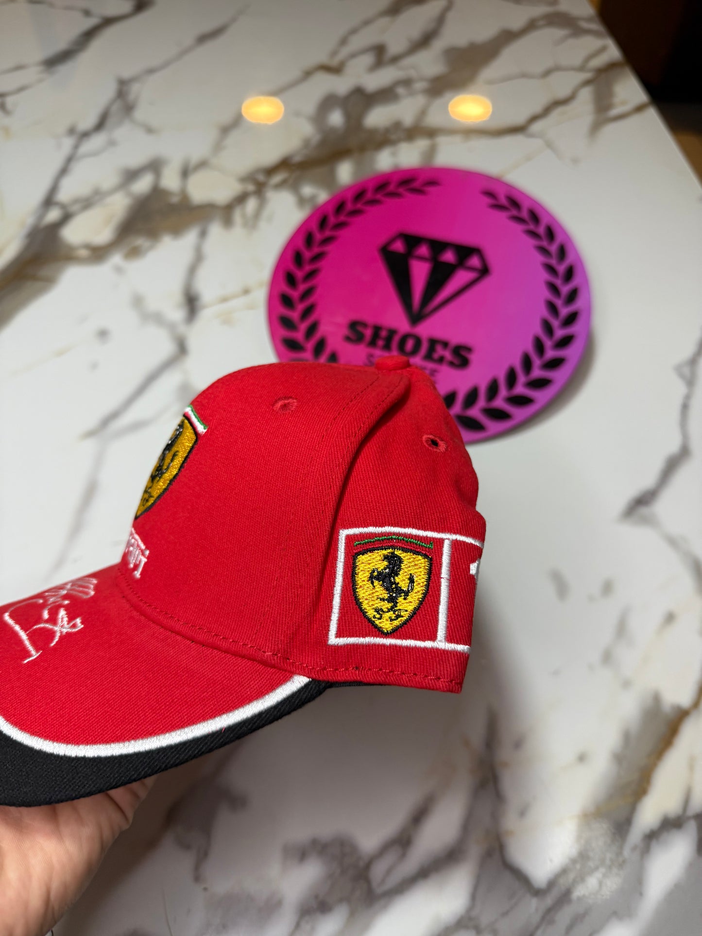 GORRO FERRARI