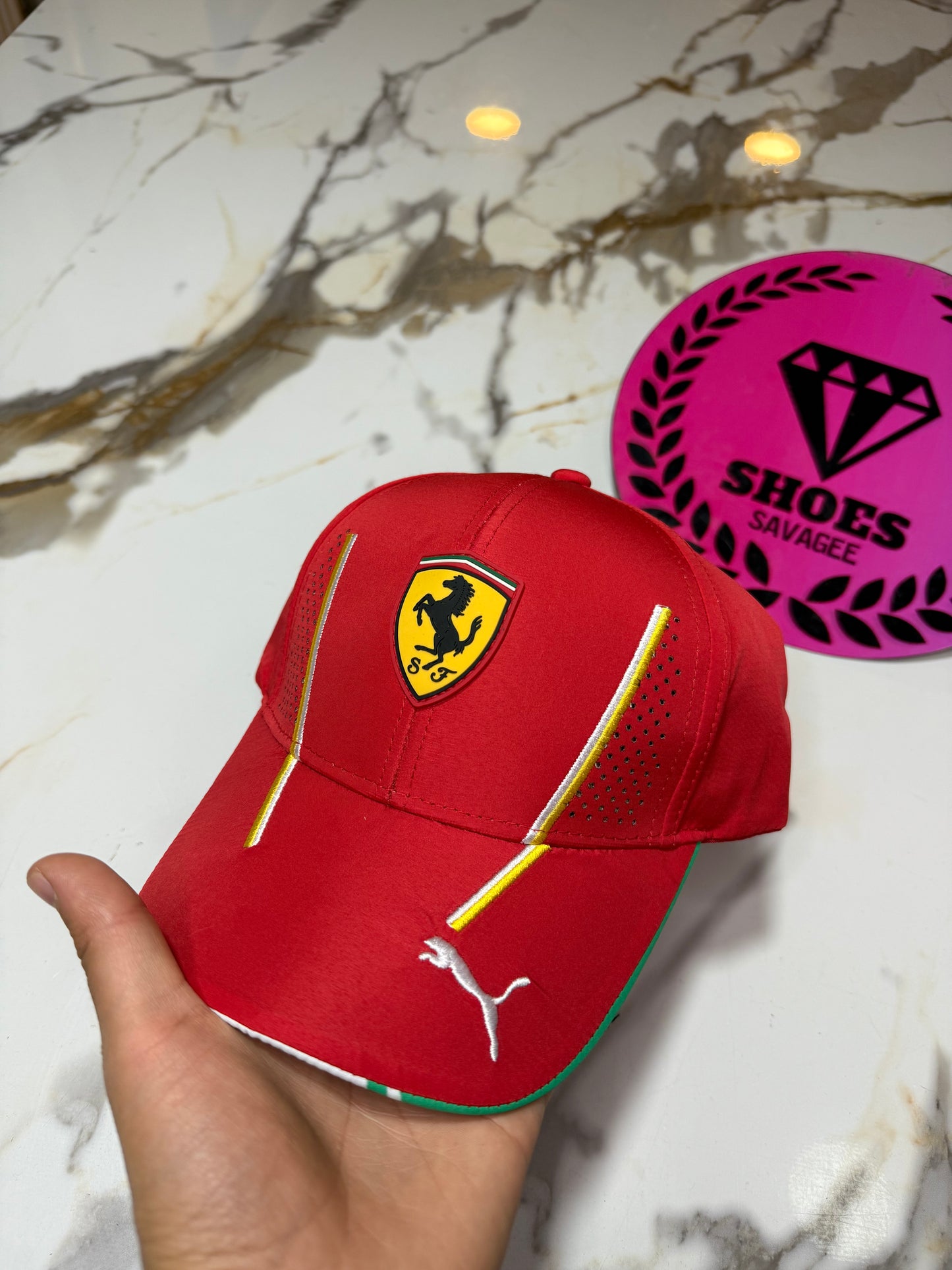 GORRO FERRARI