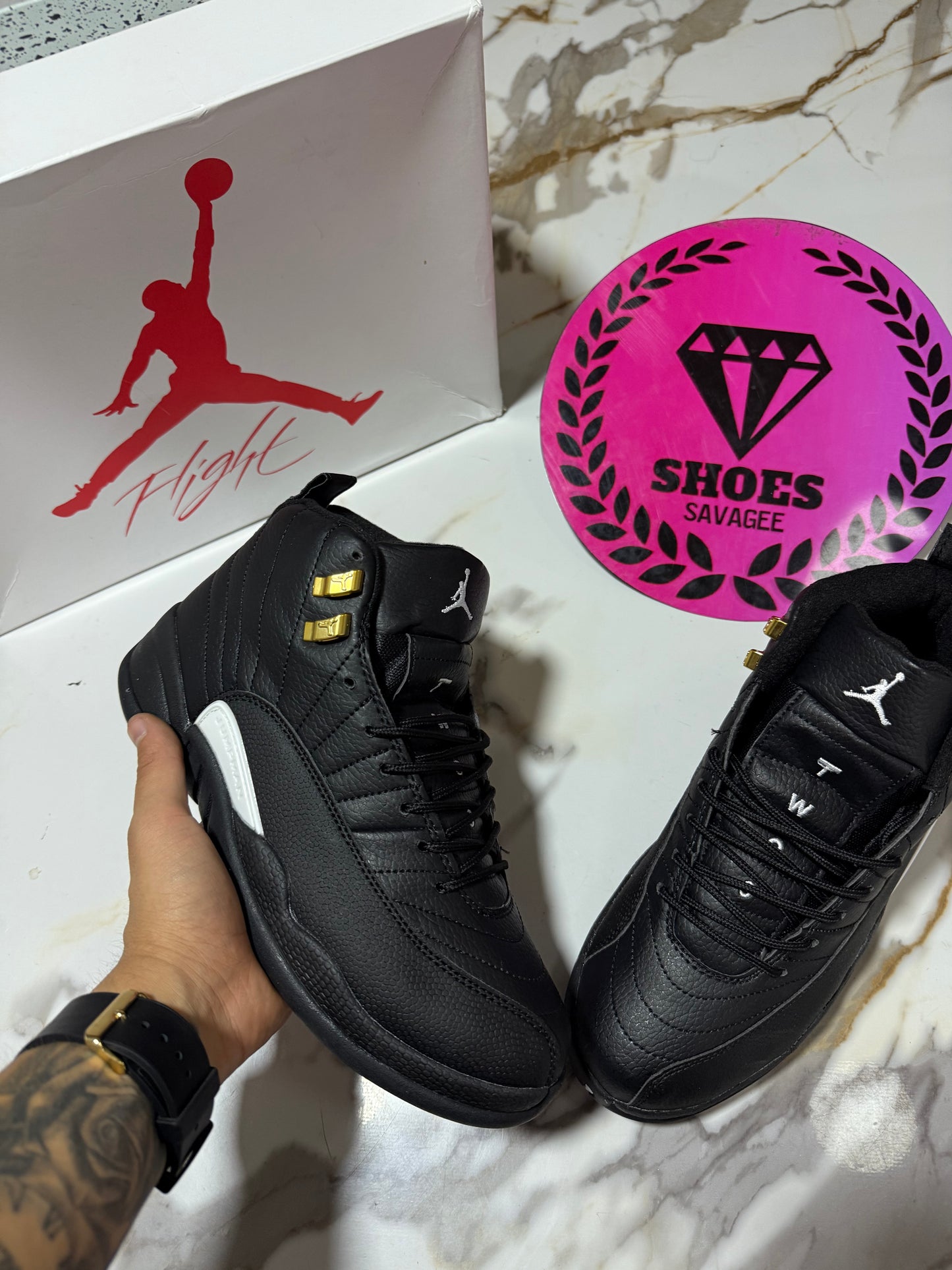 JORDAN RETRO 12