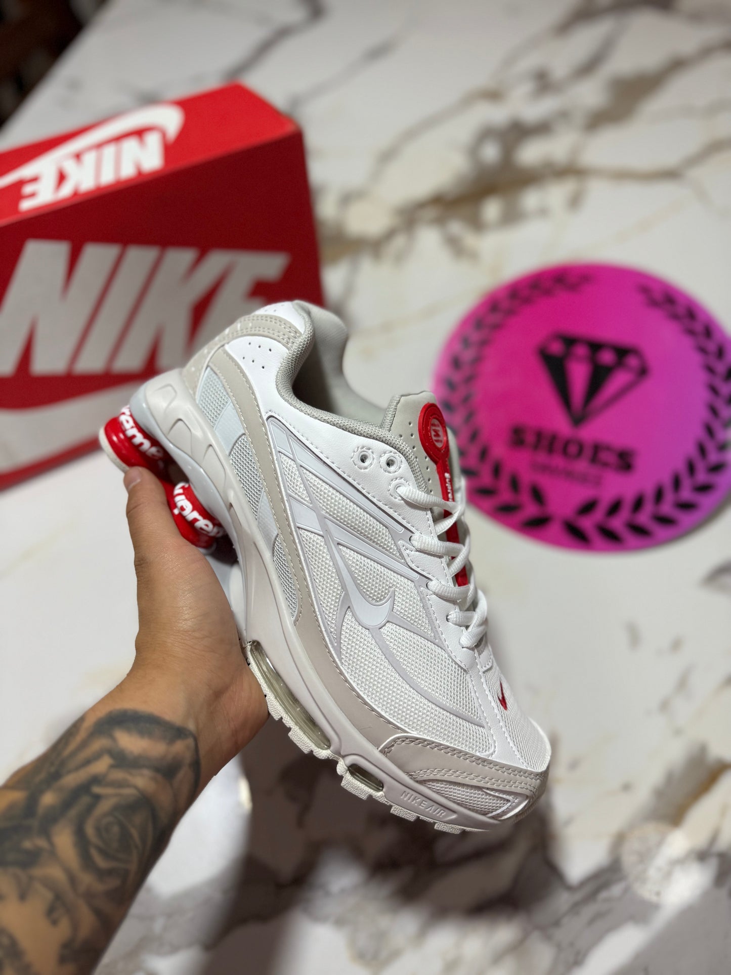 NIKE SHOX X SUPREME