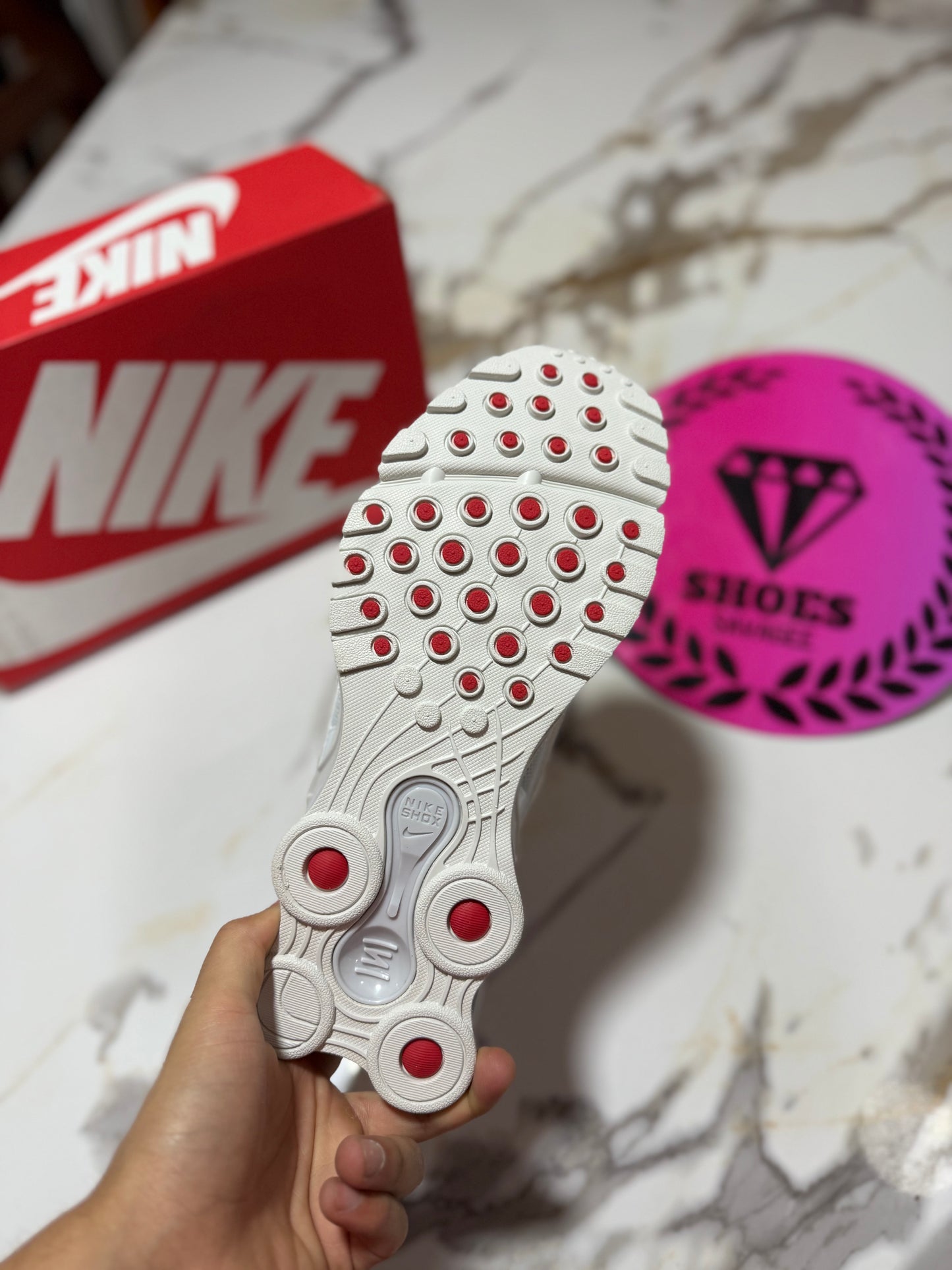 NIKE SHOX X SUPREME