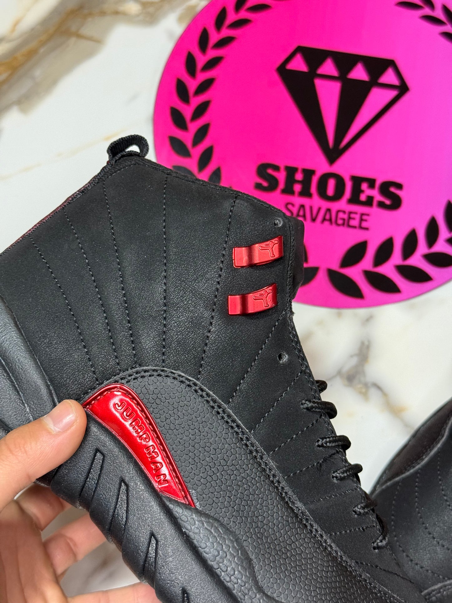 JORDAN RETRO 12