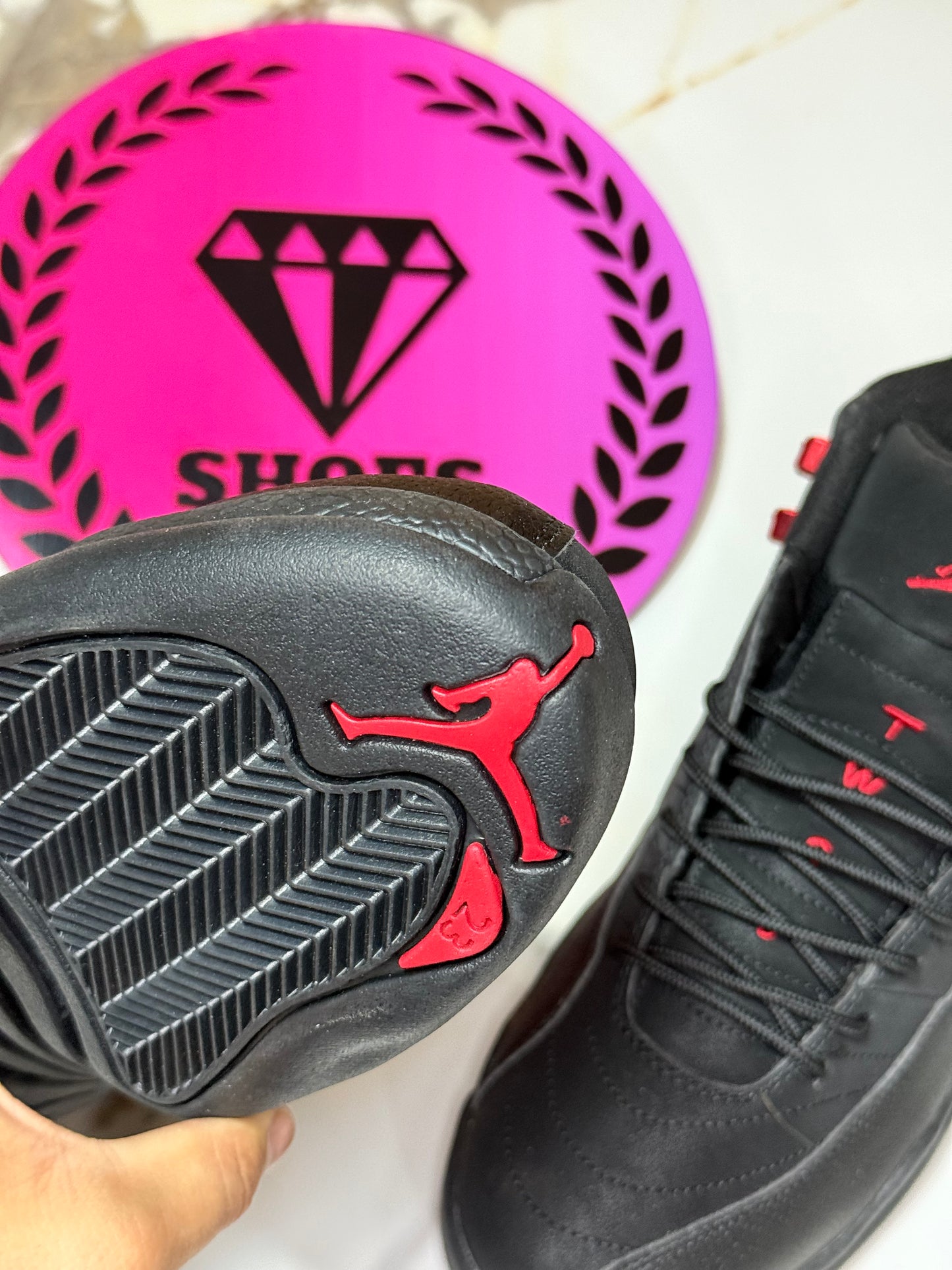 JORDAN RETRO 12