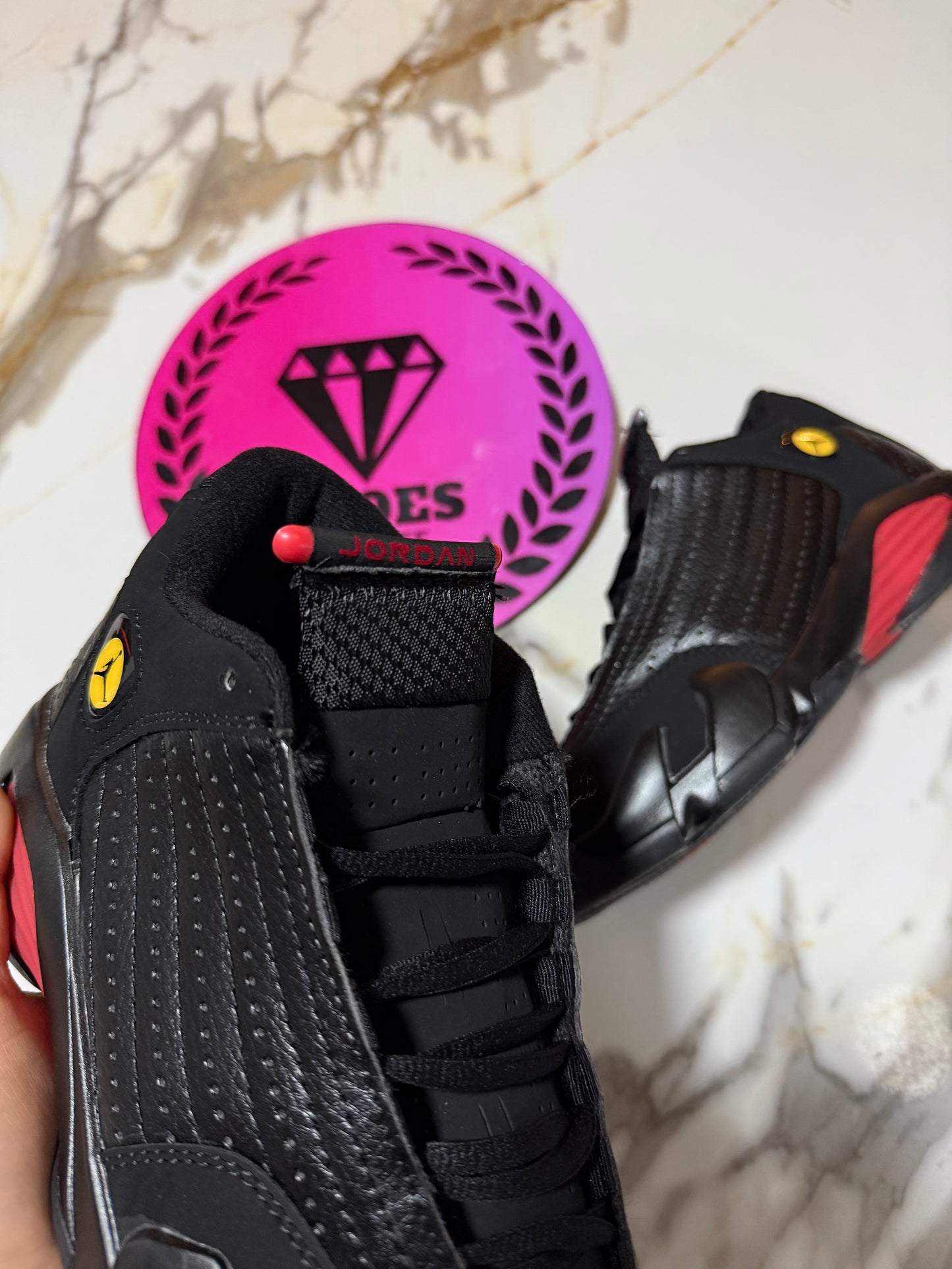 JORDAN RETRO 14