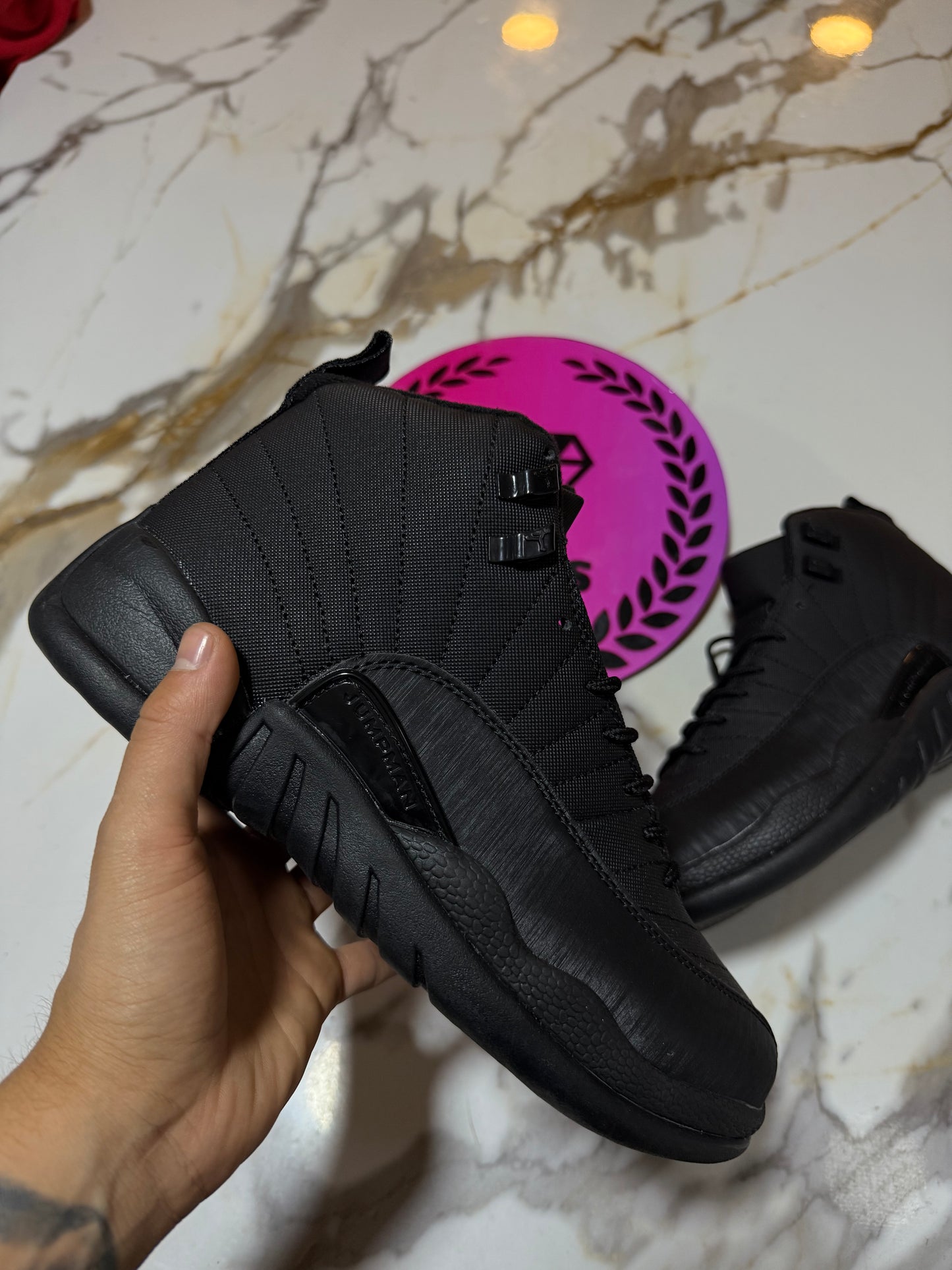 JORDAN RETRO 12