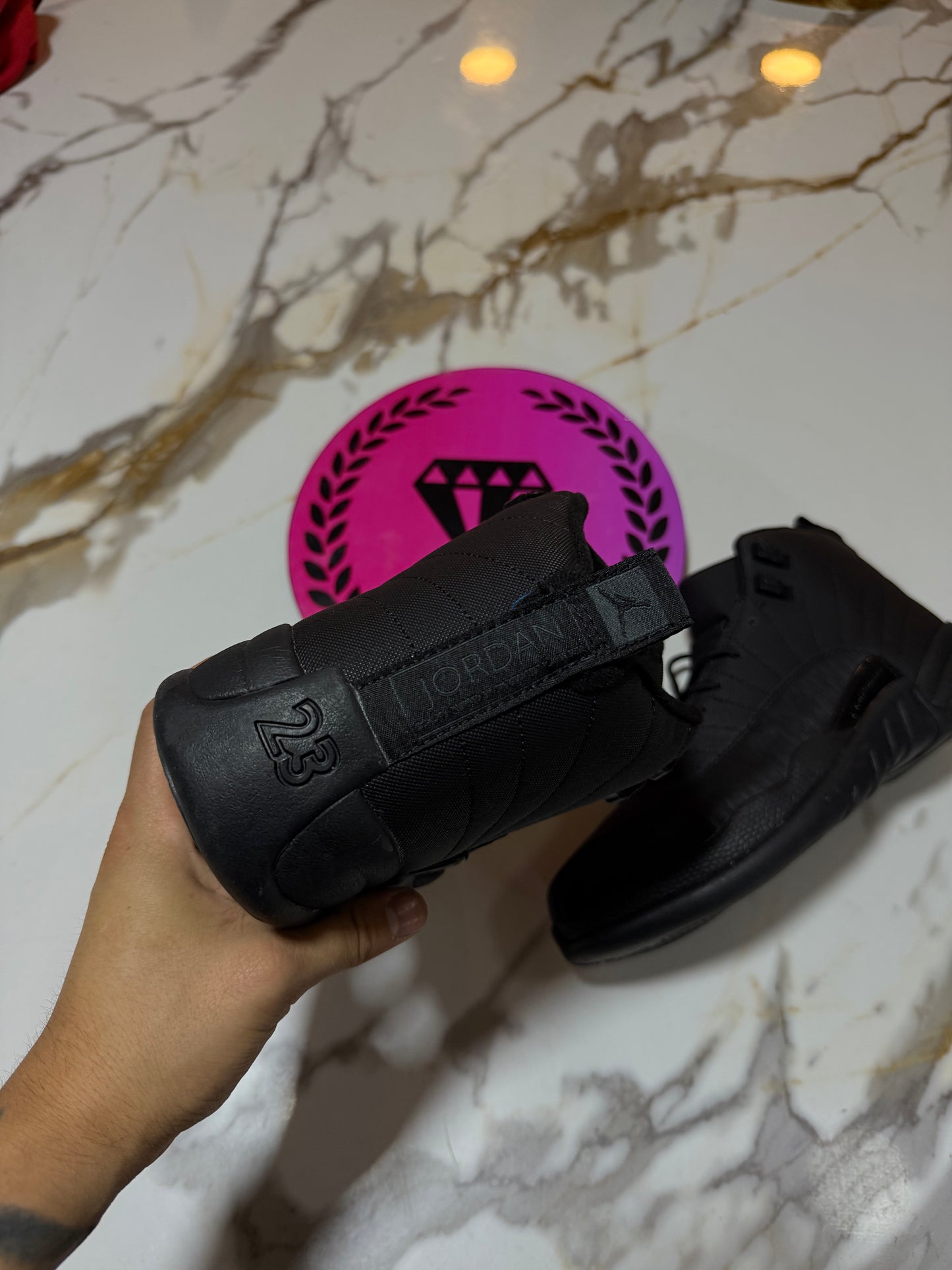 JORDAN RETRO 12