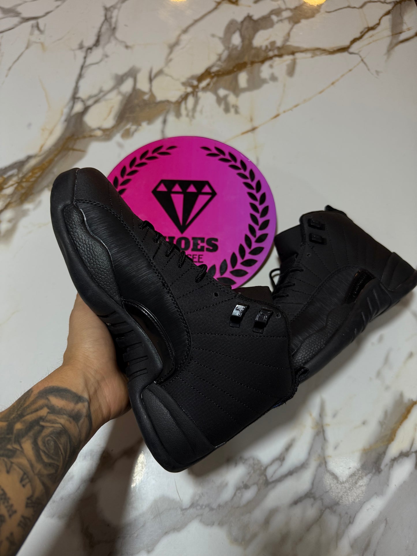 JORDAN RETRO 12