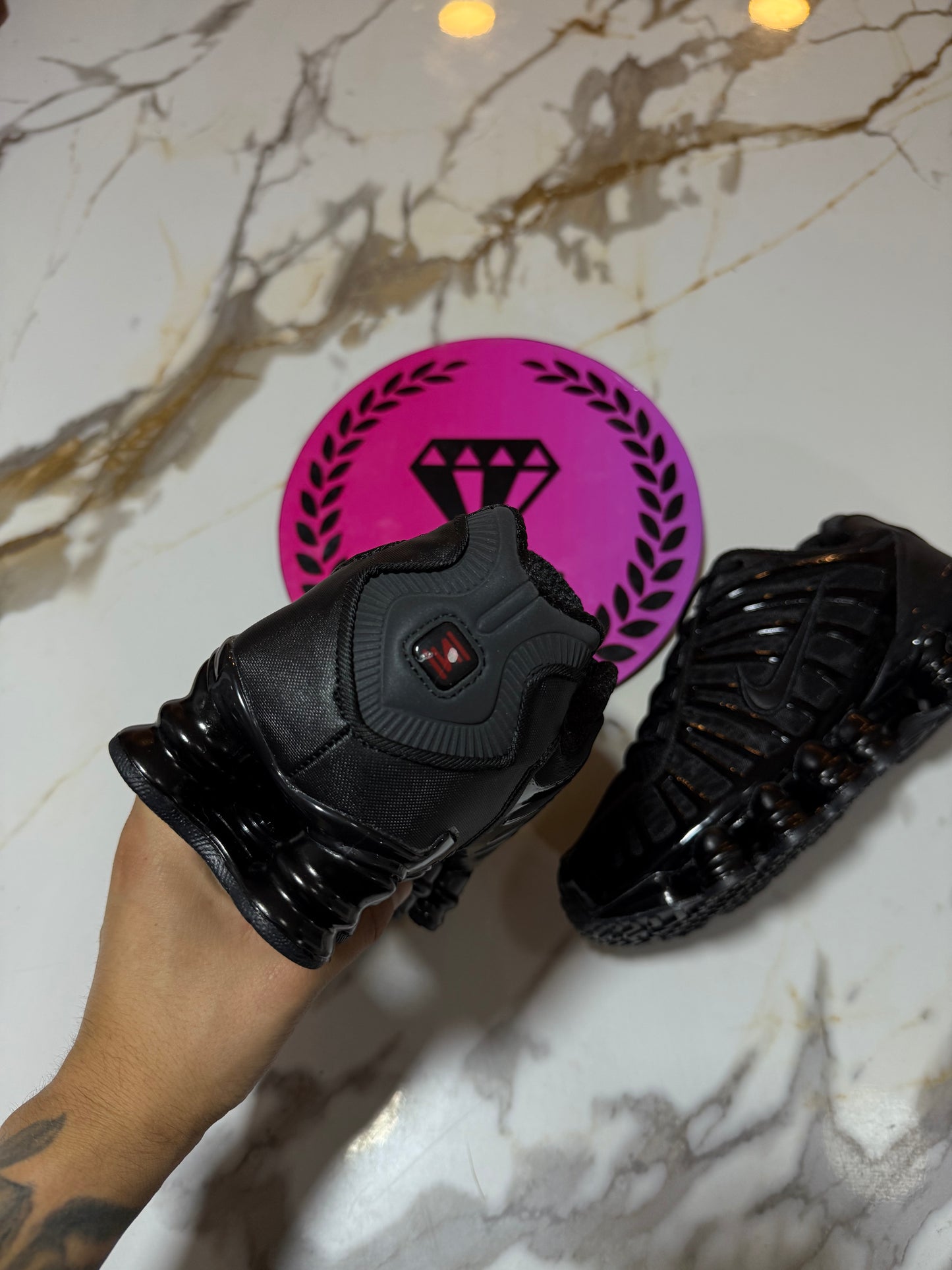 NIKE SHOX TL