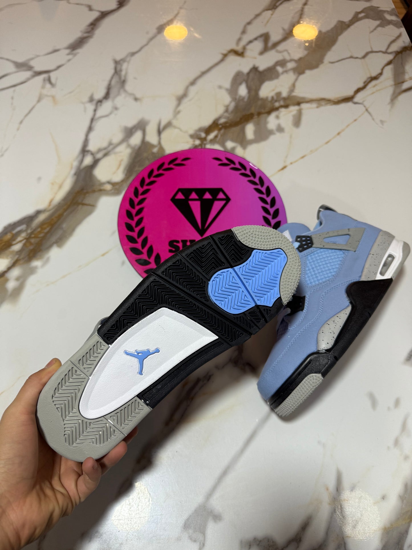 JORDAN RETRO 4