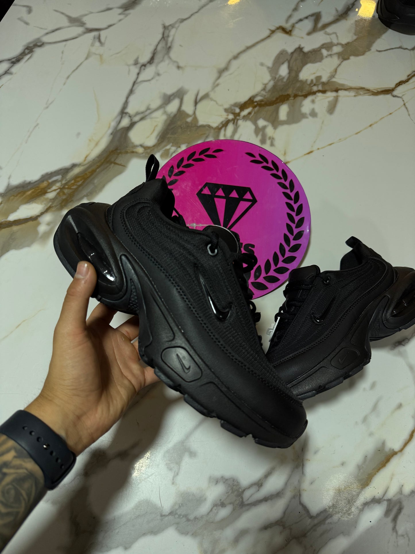 NIKE AIR MAX PULSE