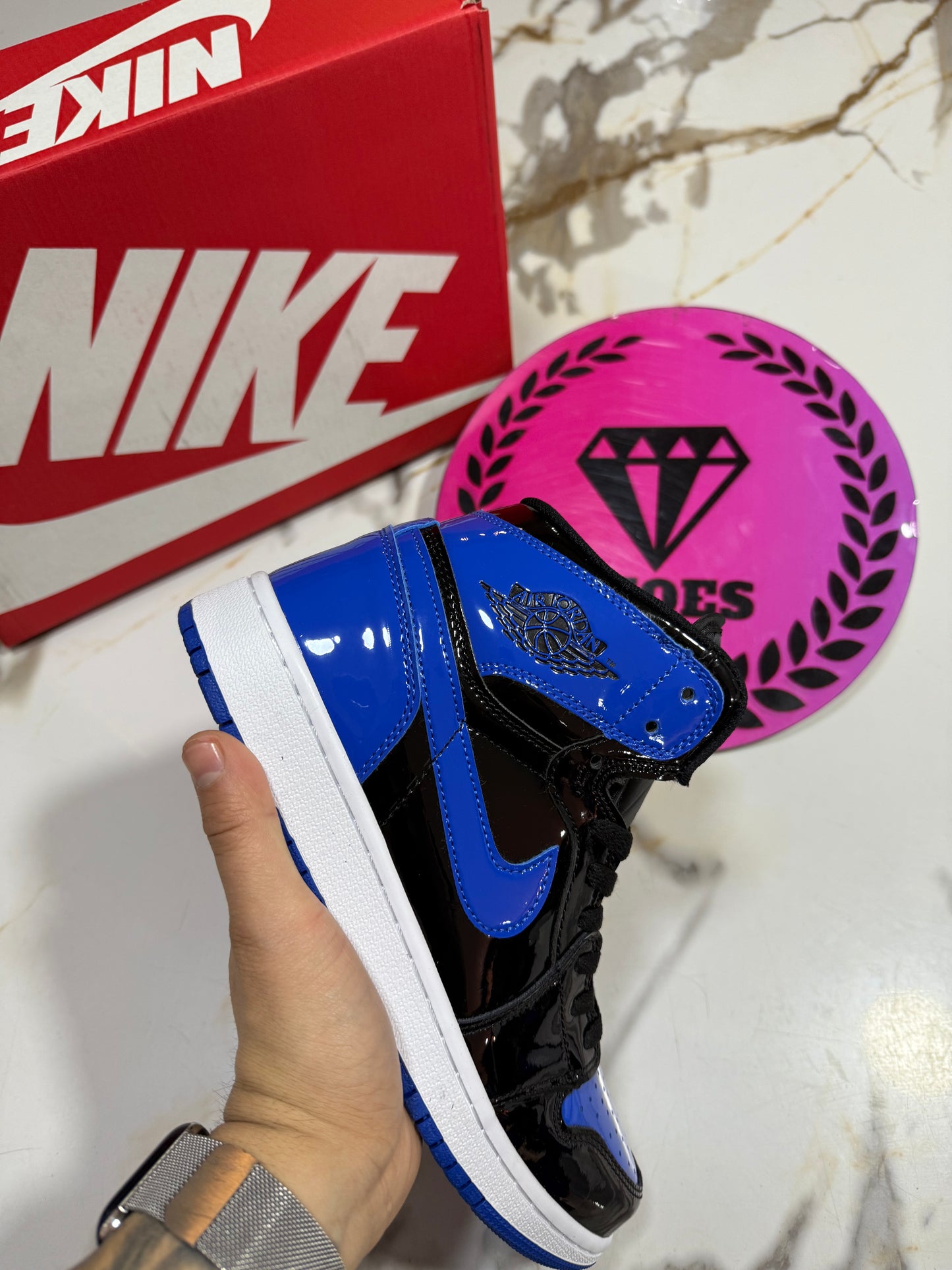 JORDAN RETRO 1 CHAROL