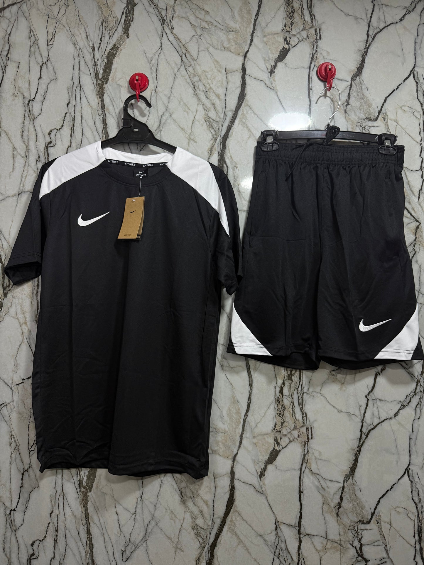 CONJUNTO NIKE