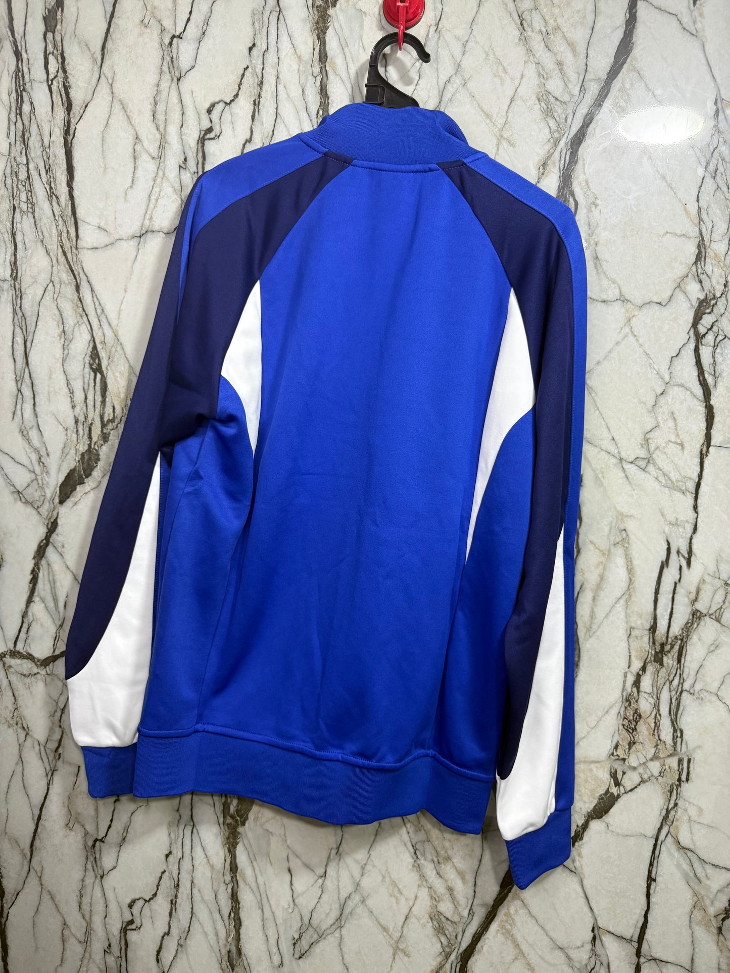 BUZO NIKE