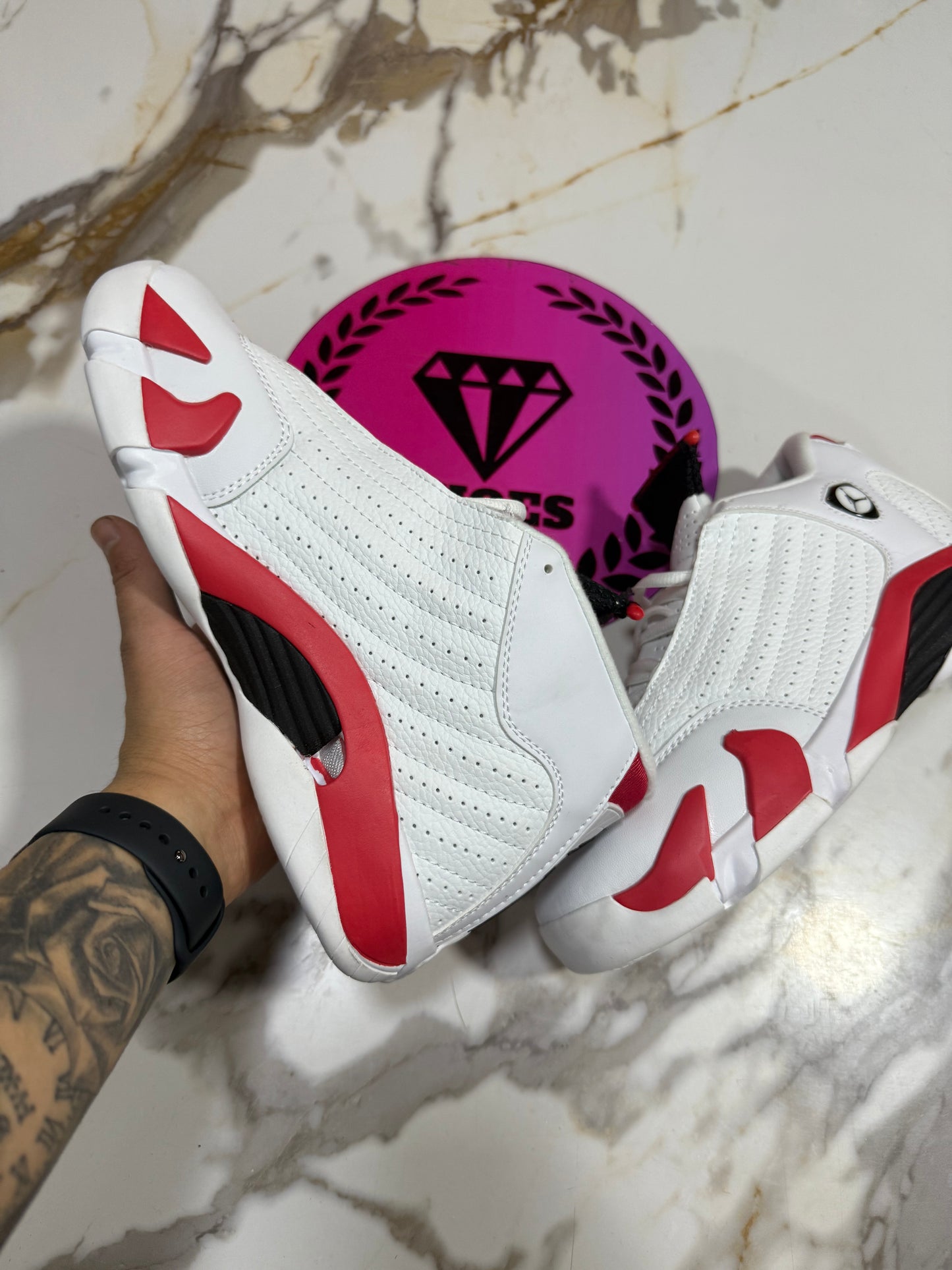 JORDAN RETRO 14