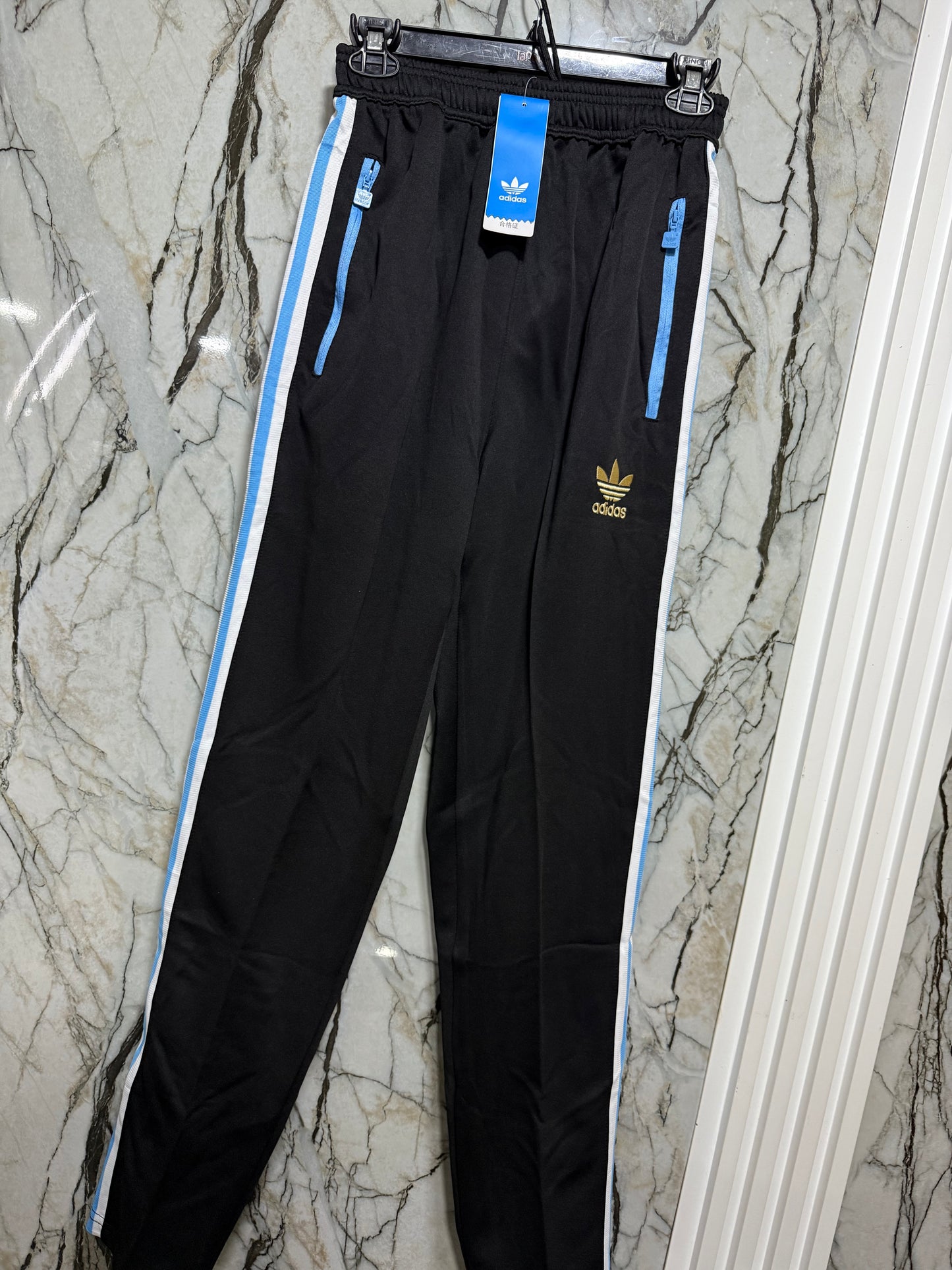 BUZO ADIDAS