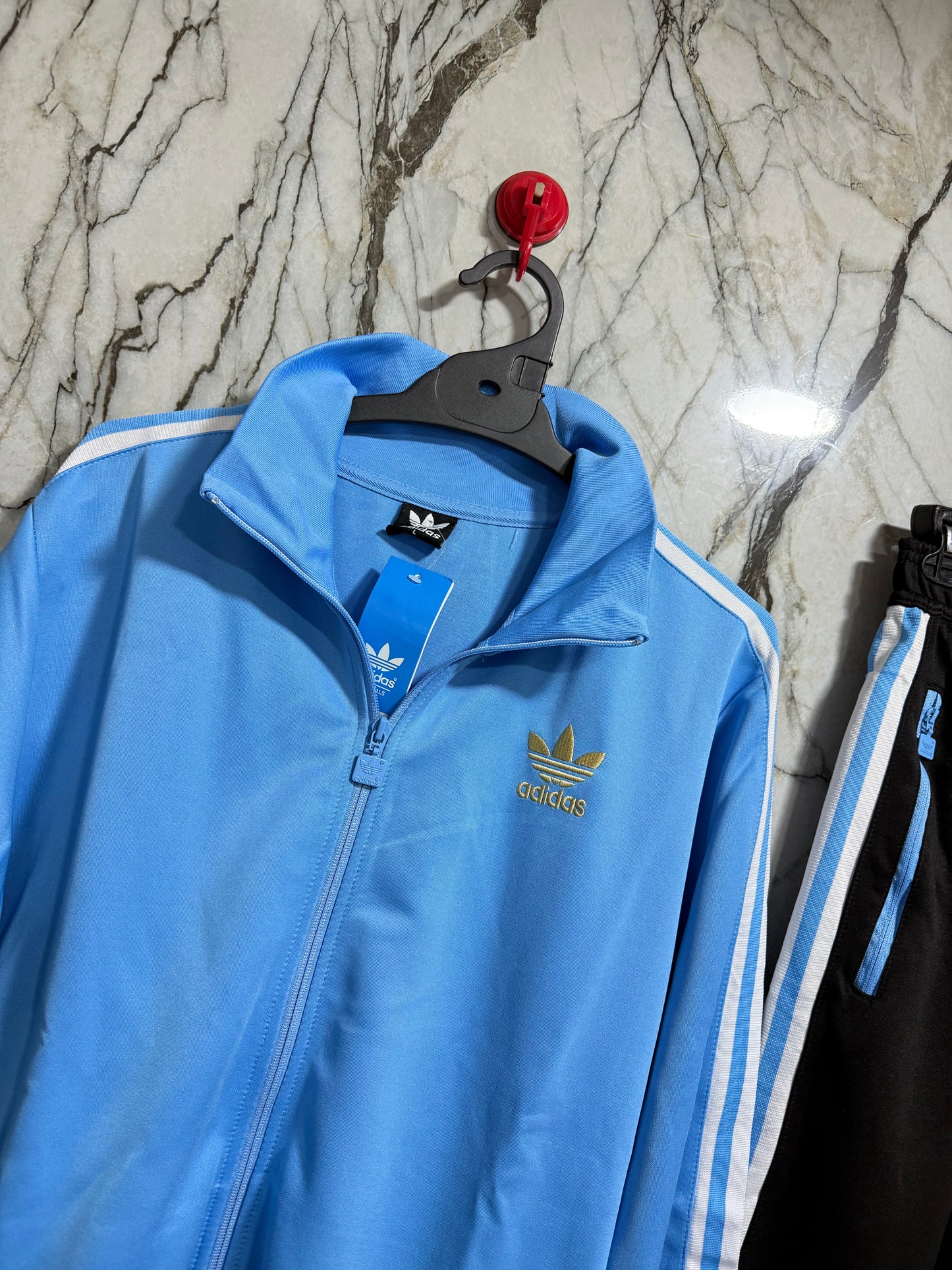 BUZO ADIDAS