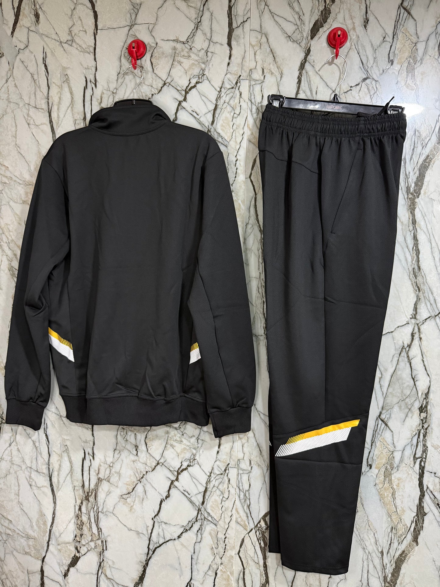 BUZO NIKE