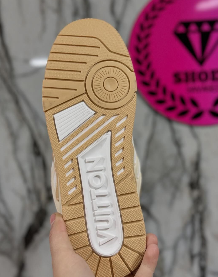 LOUIS VUITTON TRAINER