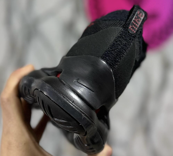 NIKE SCORPION