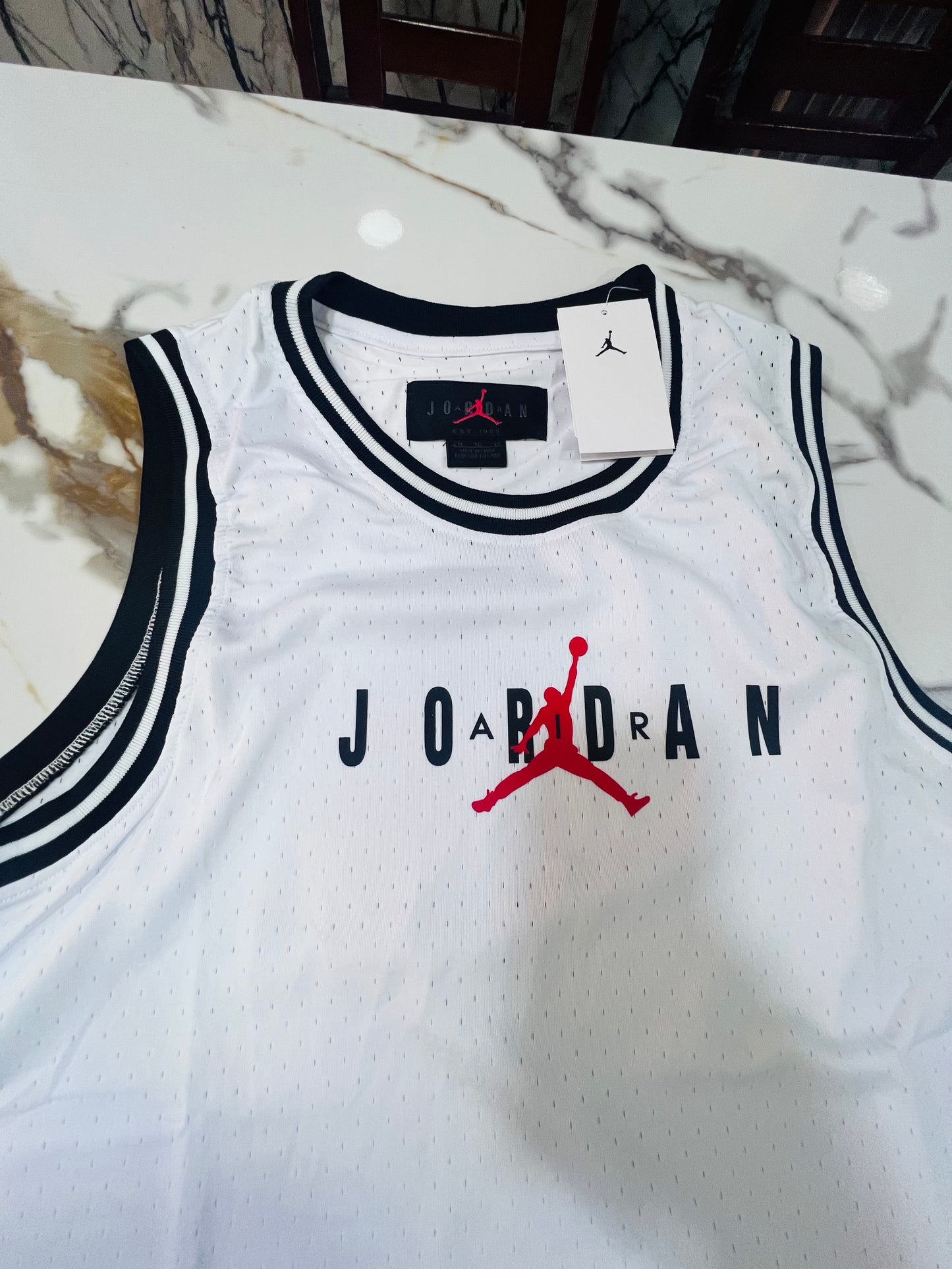 Polera JORDAN