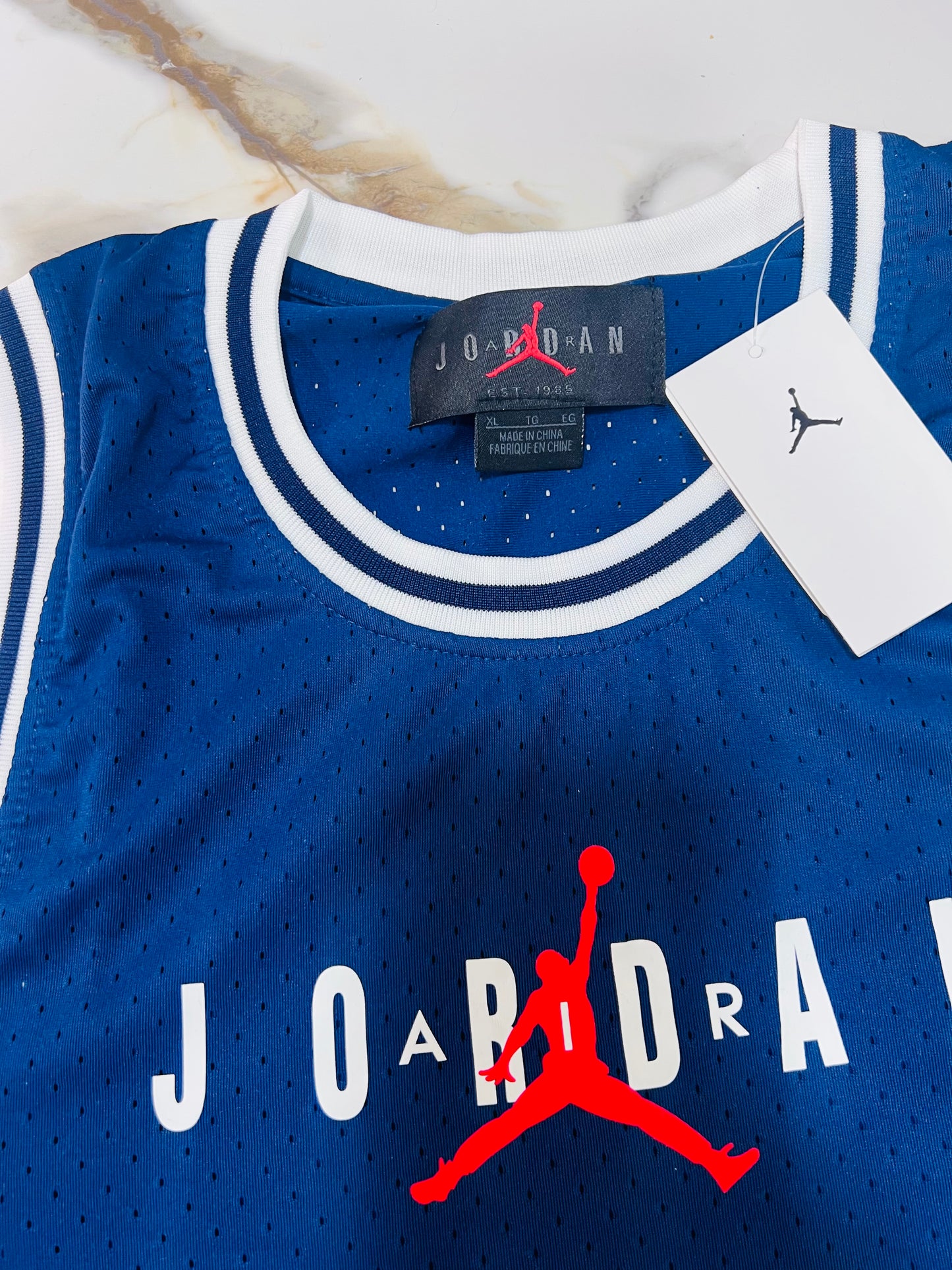 Polera Jordan