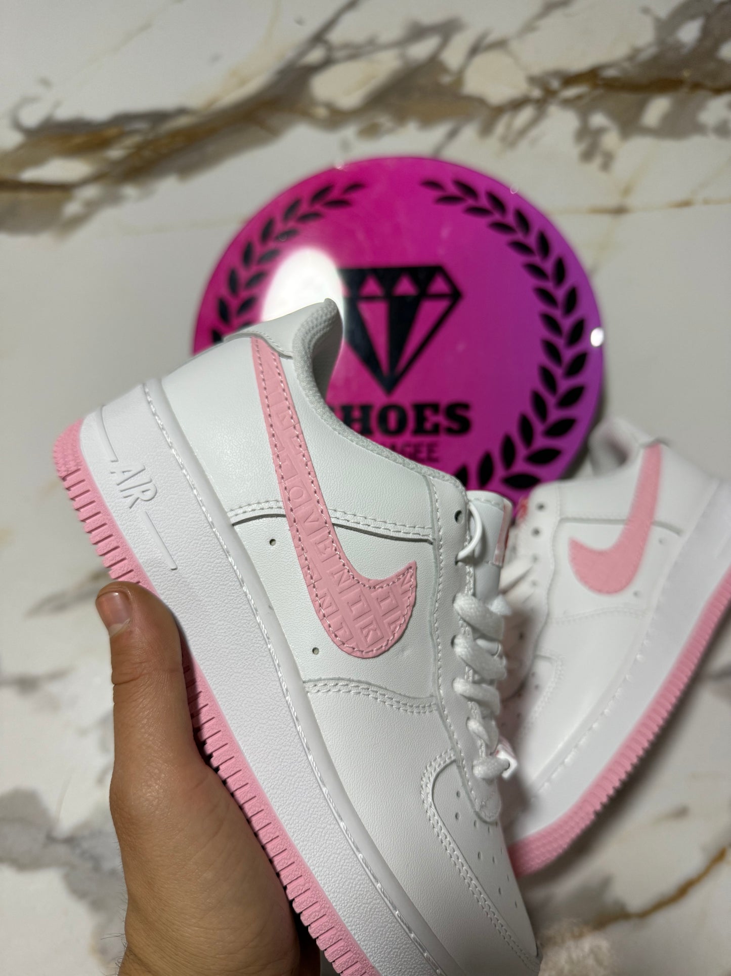 NIKE AIR FORCE ONE