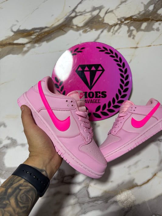 NIKE DUNK