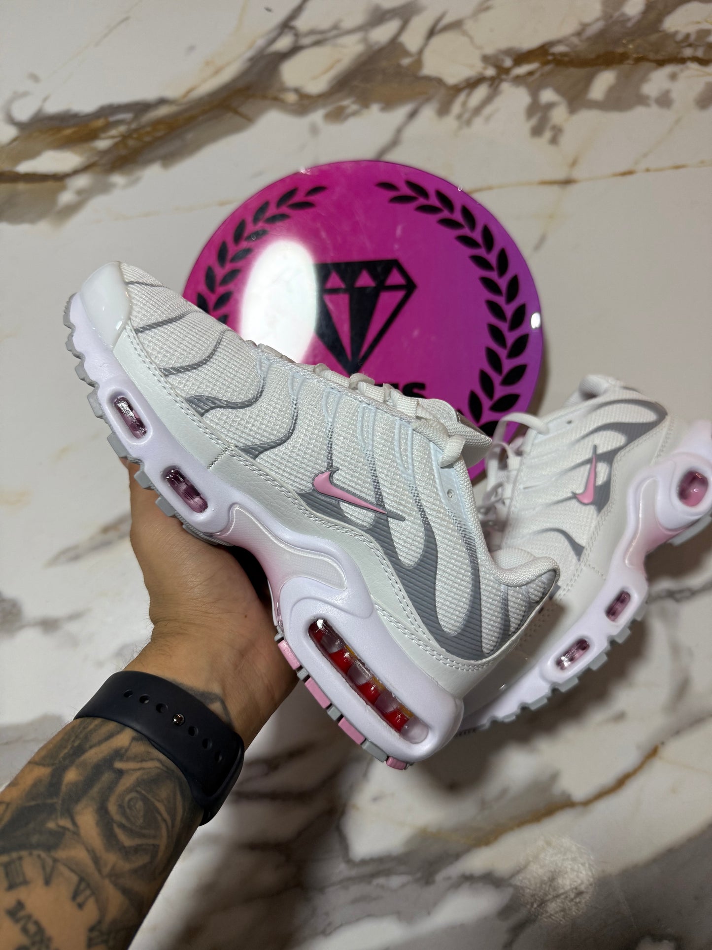 NIKE AIR MAX TN