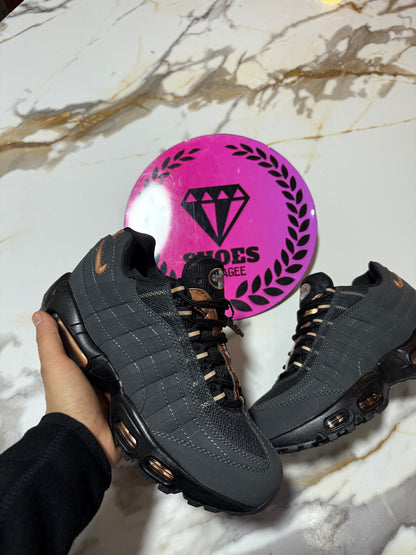 NIKE AIR MAX 95