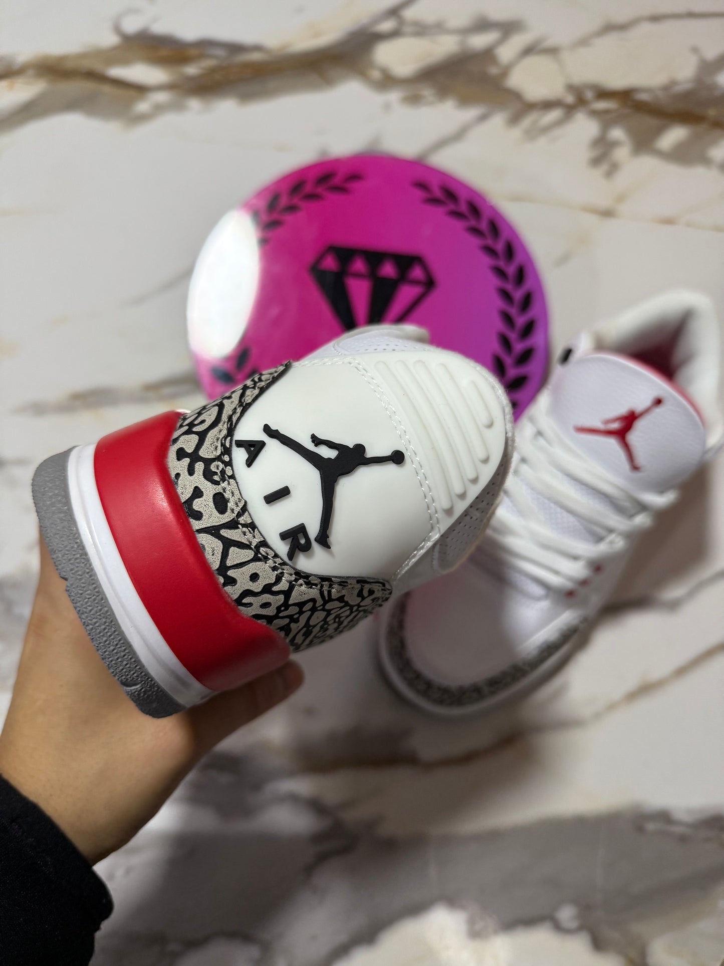 JORDAN RETRO 3