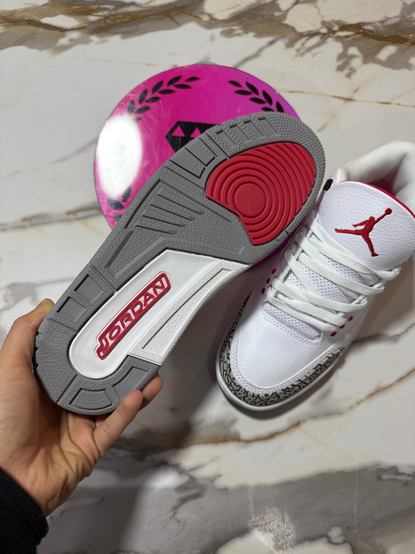JORDAN RETRO 3