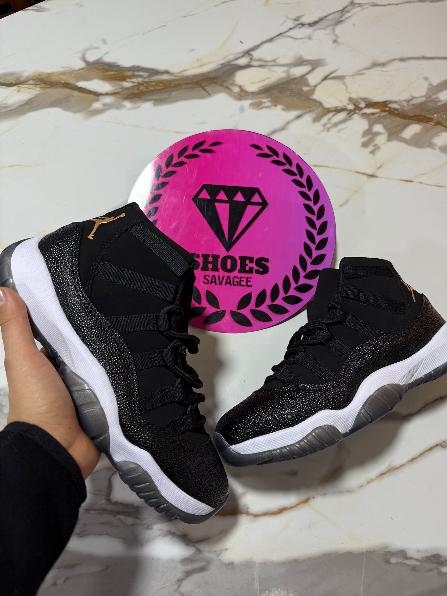 JORDAN RETRO 11
