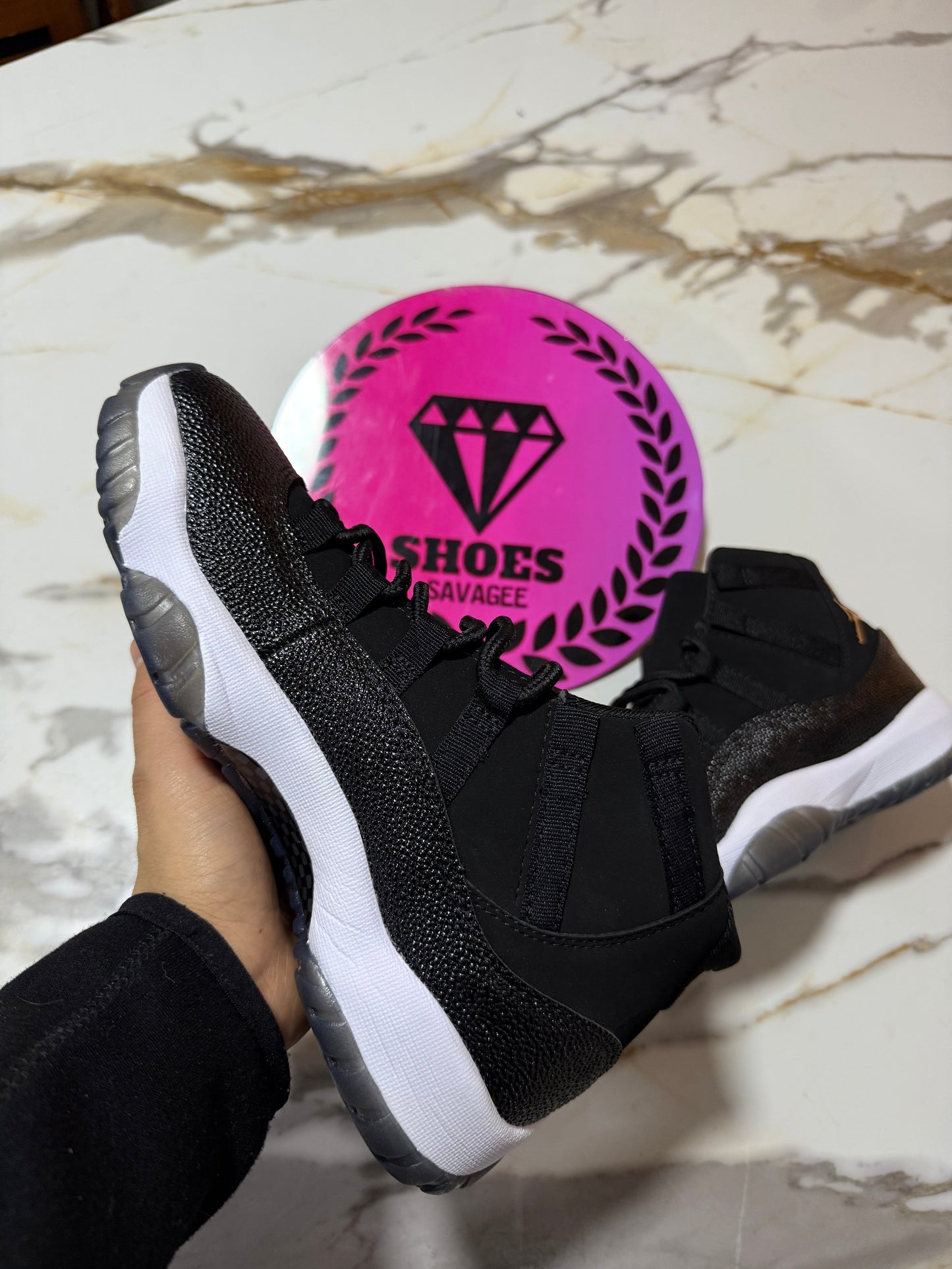 JORDAN RETRO 11