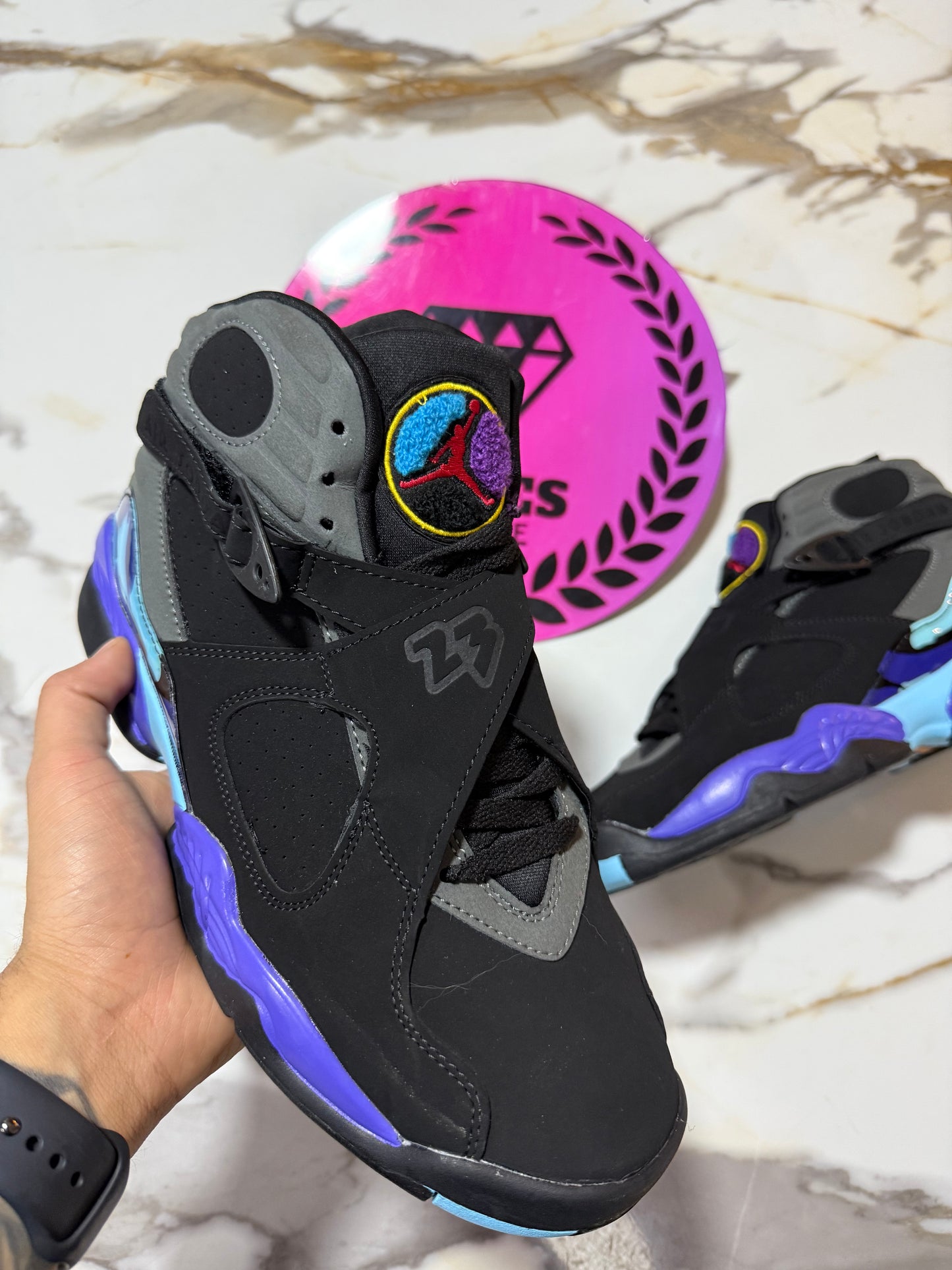 JORDAN RETRO 8