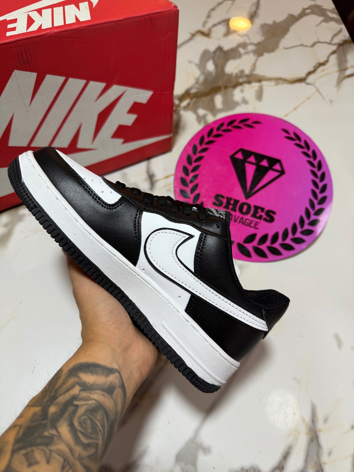 NIKE AIR FORCE ONE