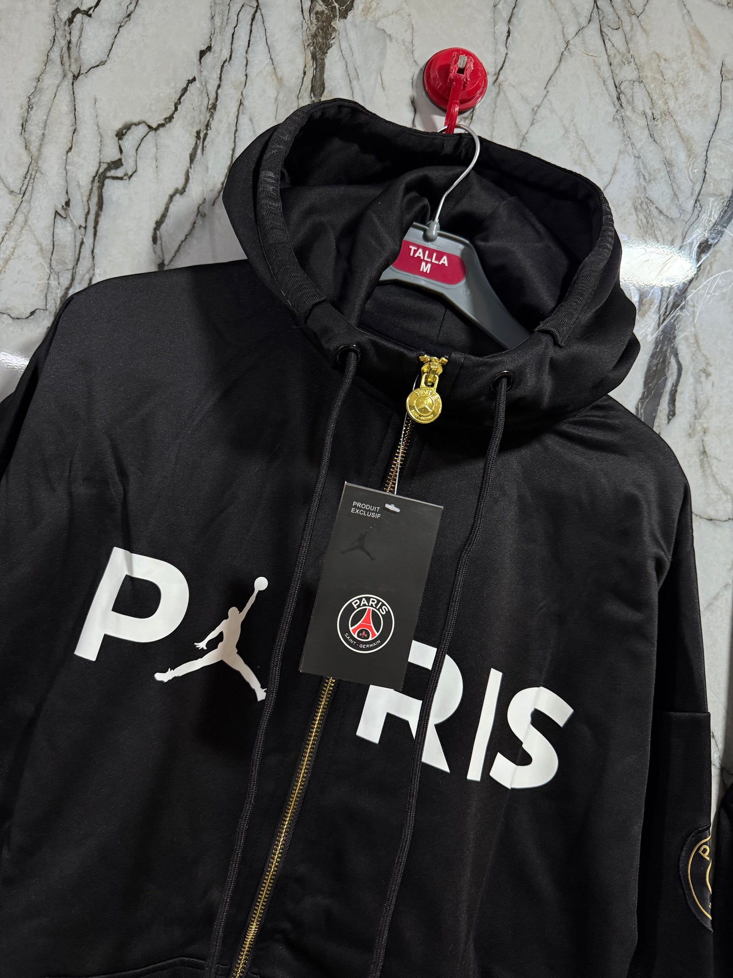 BUZO PARIS