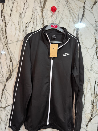 BUZO NIKE