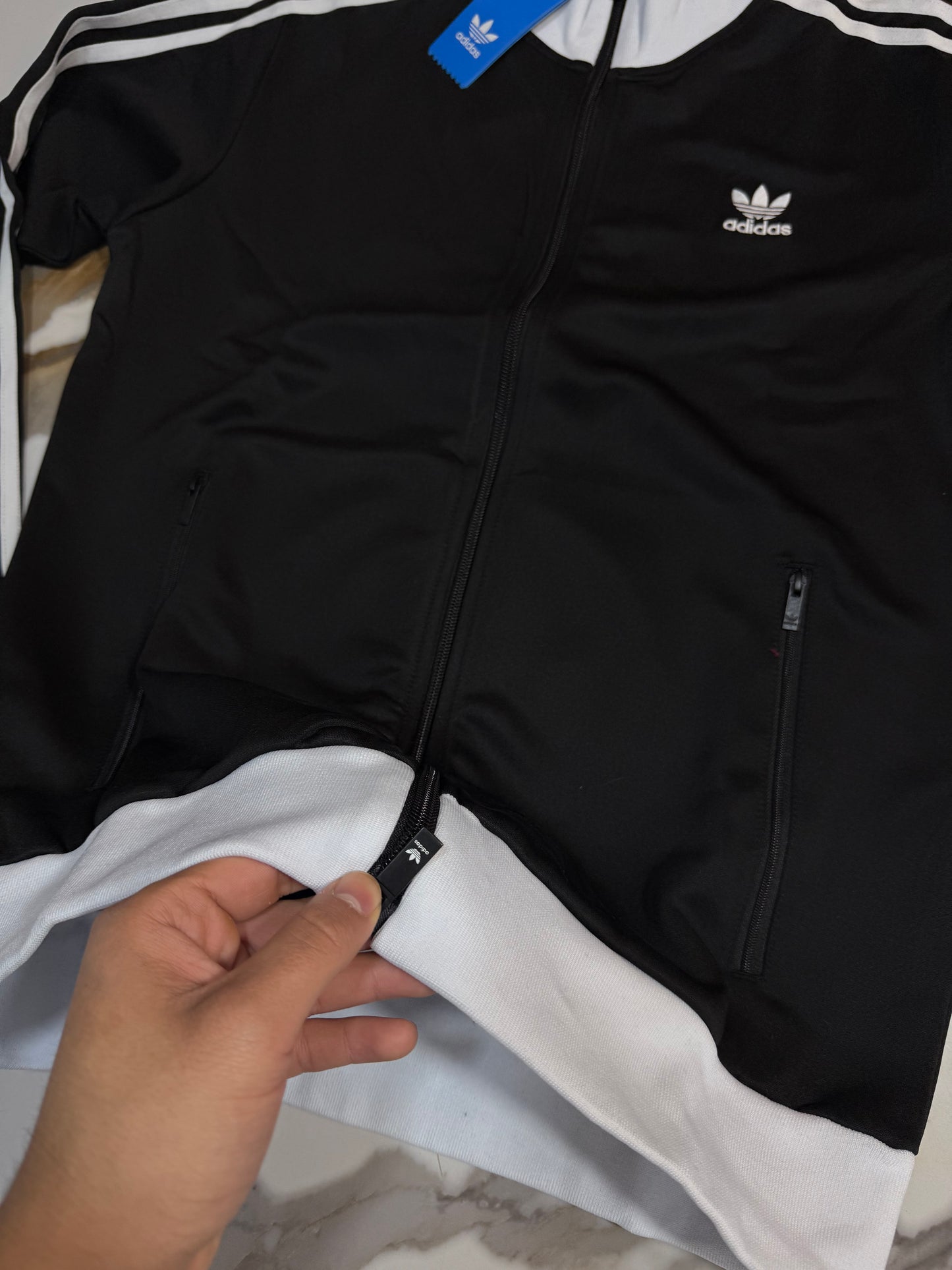 BUZO ADIDAS