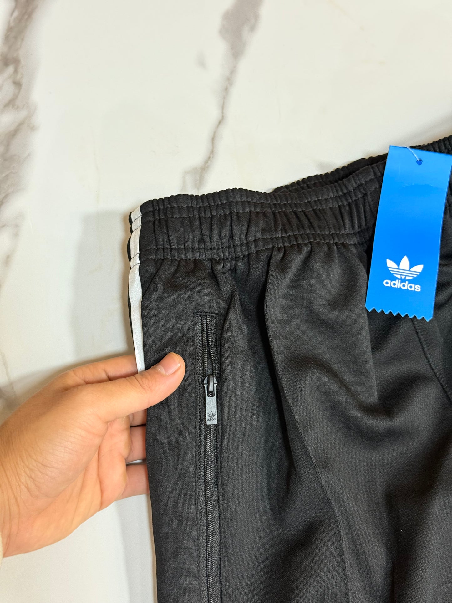 BUZO ADIDAS